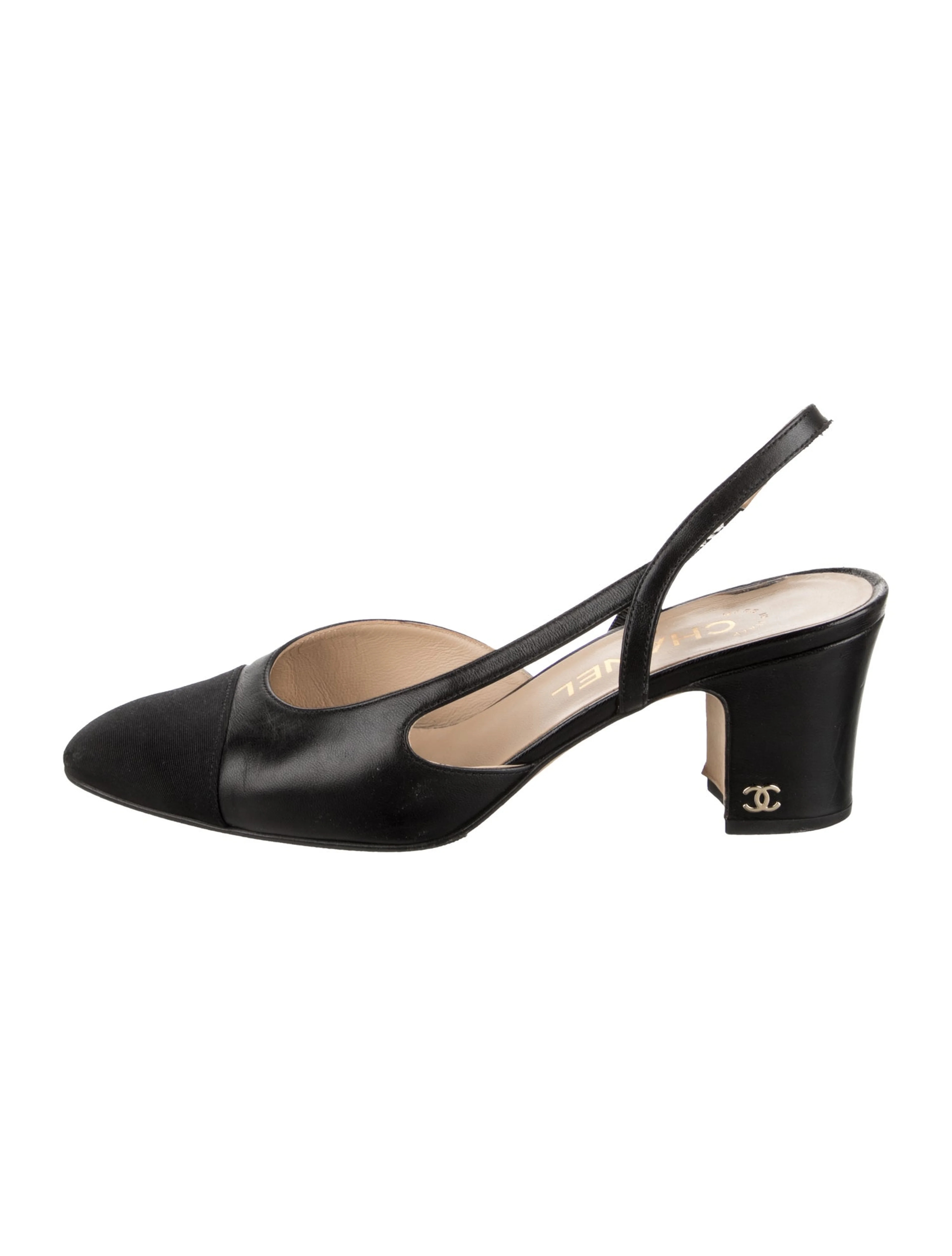 Interlocking CC Logo Leather Slingback Pumps | The RealReal