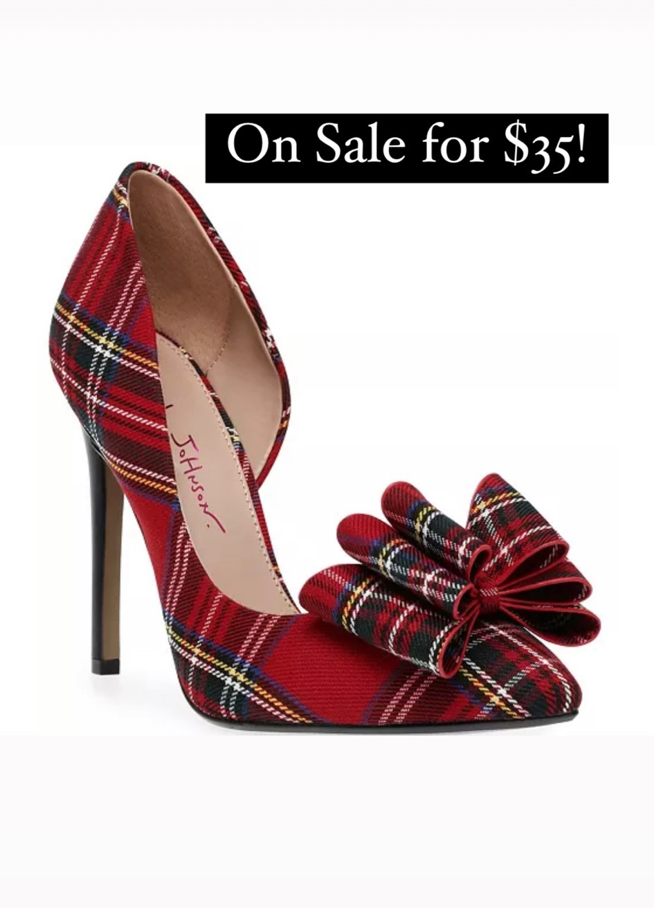 Gorgeous plaid pumps! Perfect shoes for the holidays and Christmas! On sale for $35!

#LTKSeasonal #LTKshoecrush #LTKHoliday