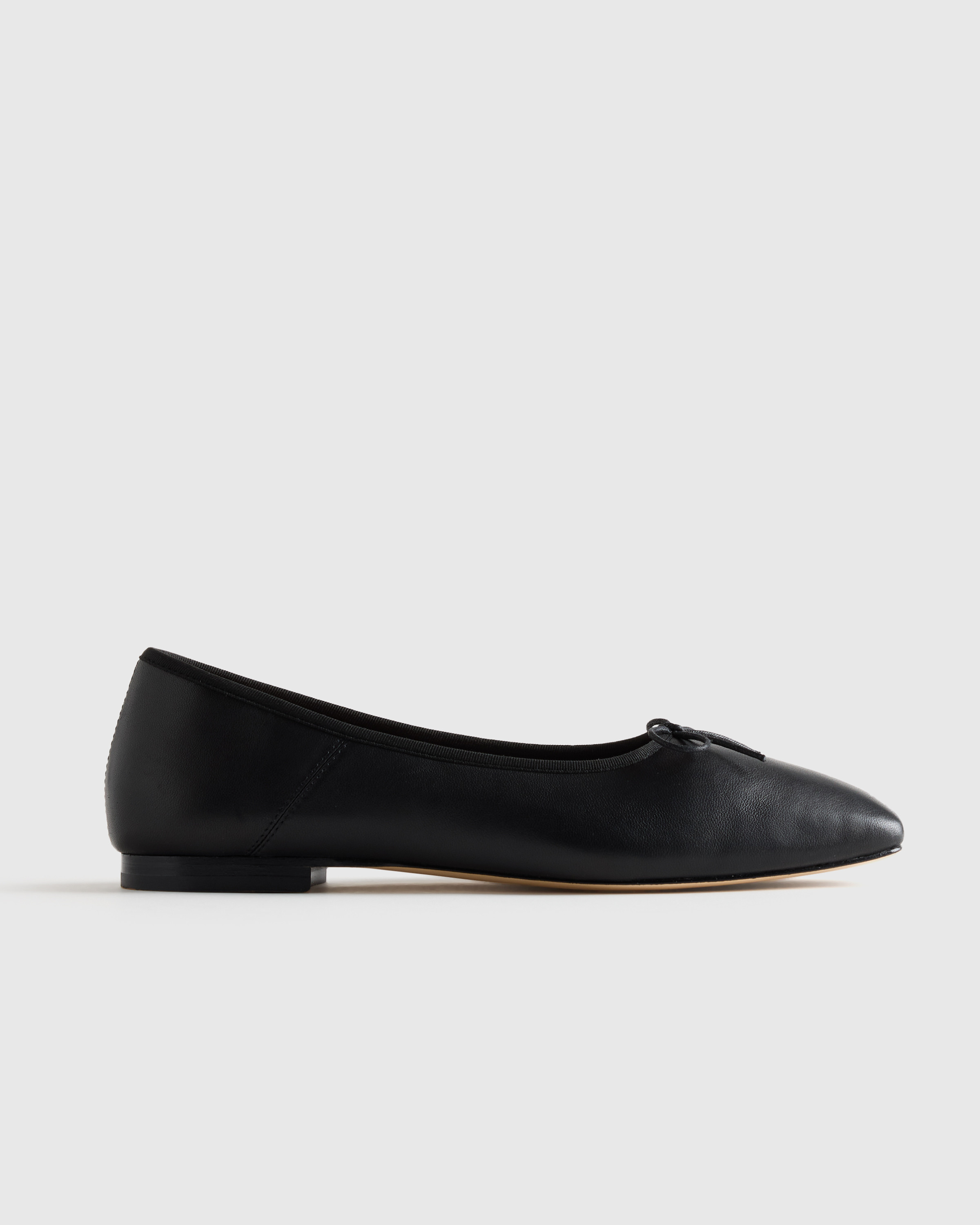 Quince | Women's Italian Leather Square Toe Ballet Flat in Black, Size 5 | Quince