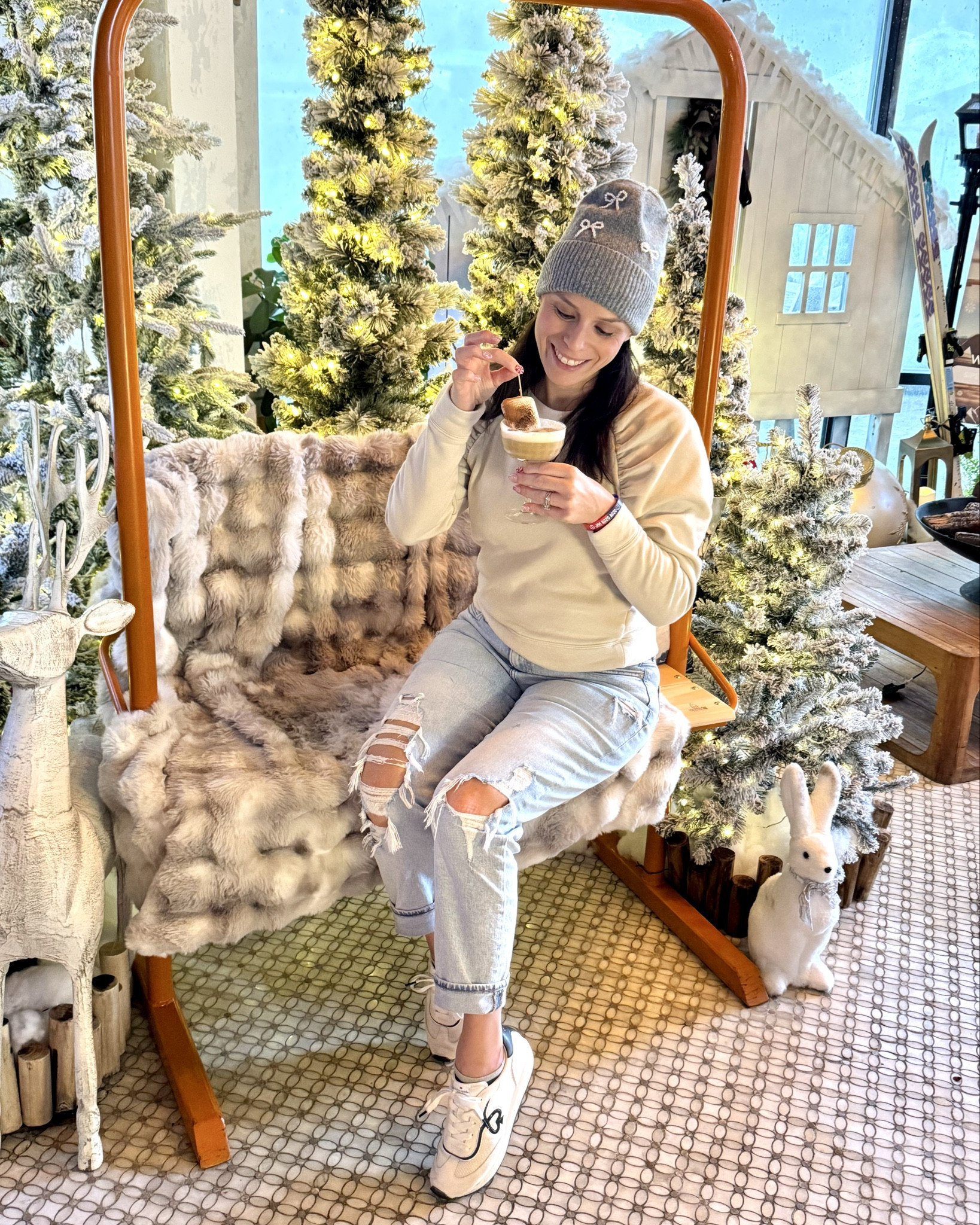Sipping a Bonfire Glow at the most fabulous après ski chalet… in the middle of tropical Orlando.
Vintage skis, cozy-chic glam, and zero snow required. 🍹⛷️

Après, but make it paradise.

#LTKSeasonal #LTKootd #LTKHoliday