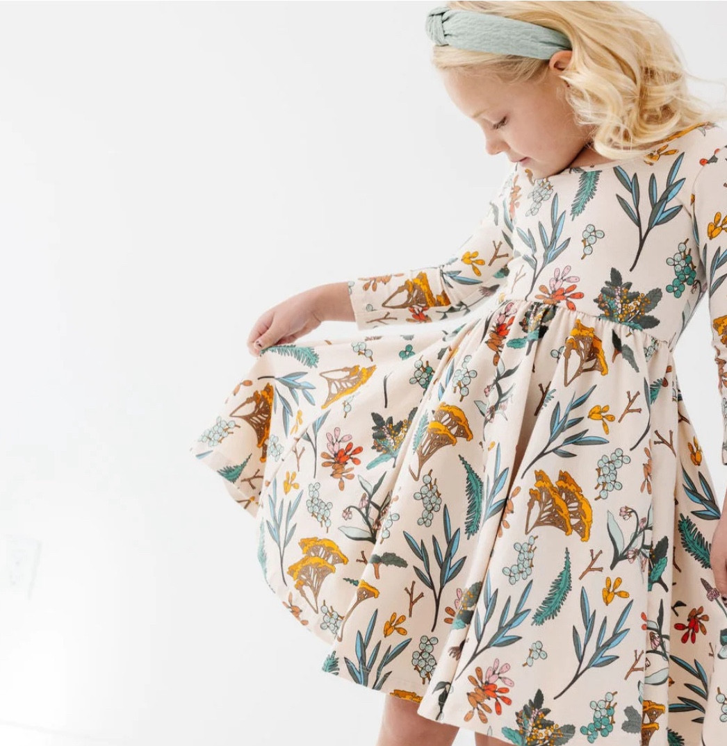The lovely Ballet Dress in Herbal Study…be still my heart. Absolutely beautiful 🩶 

#LTKSeasonal #LTKGiftGuide #LTKkids