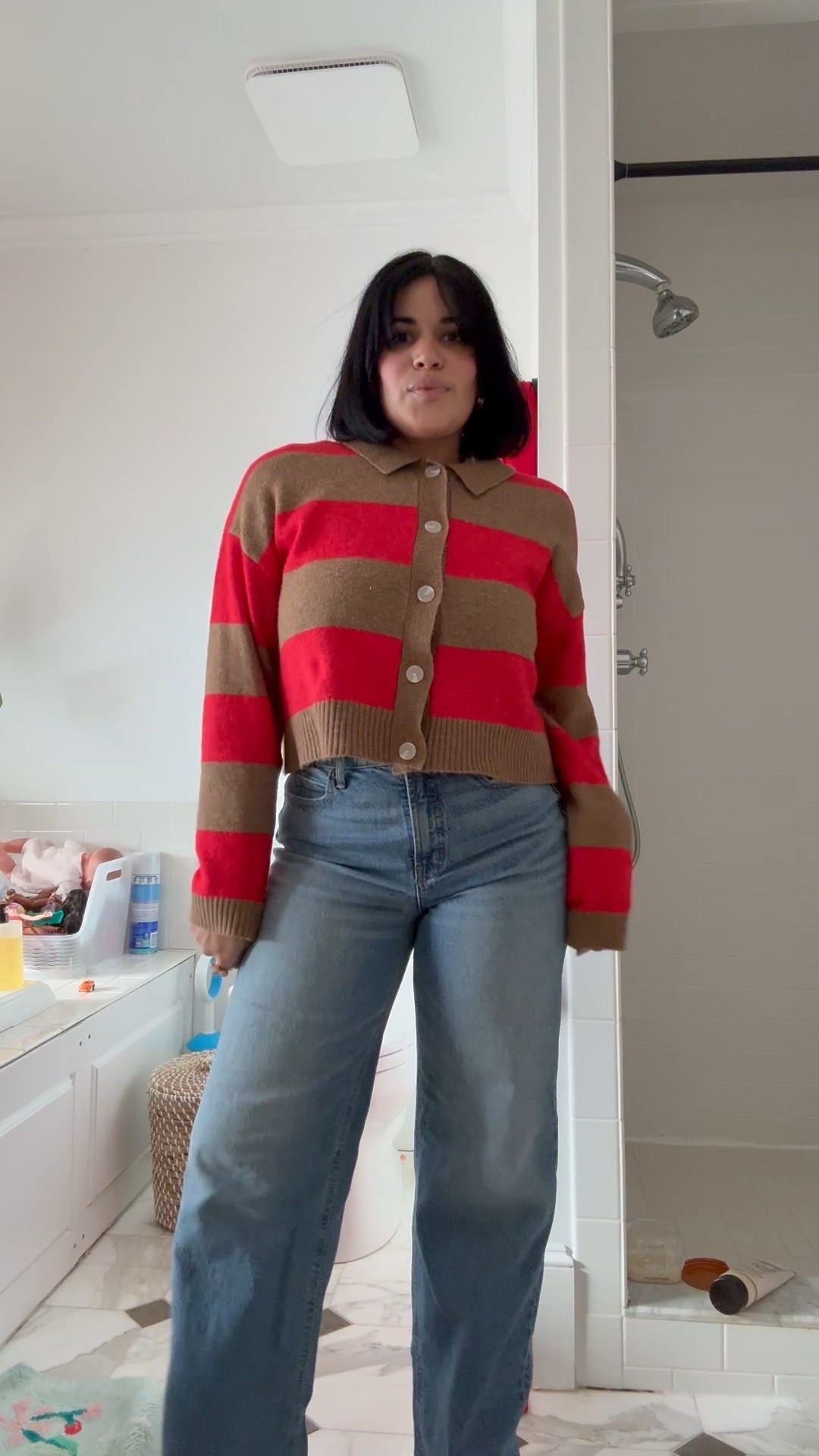 Love the pop of color and these jeans are so stretchy and perfect for pre-period days!