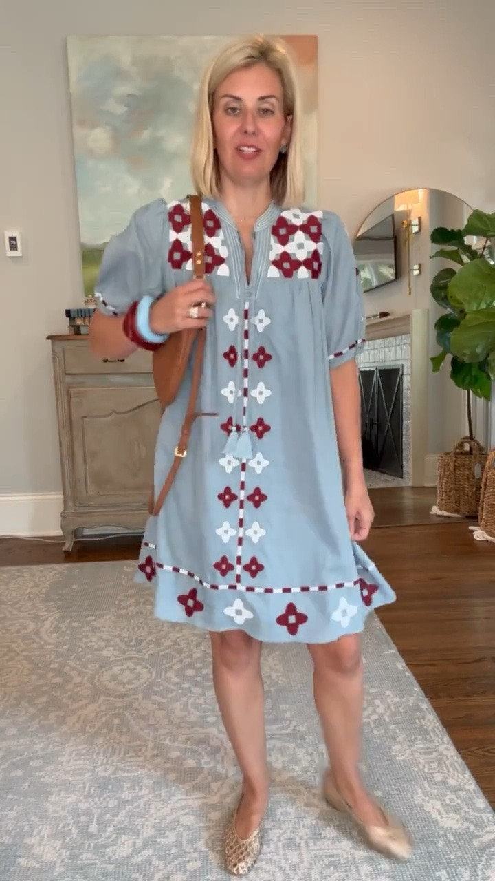 This is winner…I’m calling sell-out on this one! I’m in a small dress and 7.5 flats (size 1/2 down).
Codes:
Avara - mixandmatch15 

#LTKdayinmylife #LTKSeasonal #LTKOver40