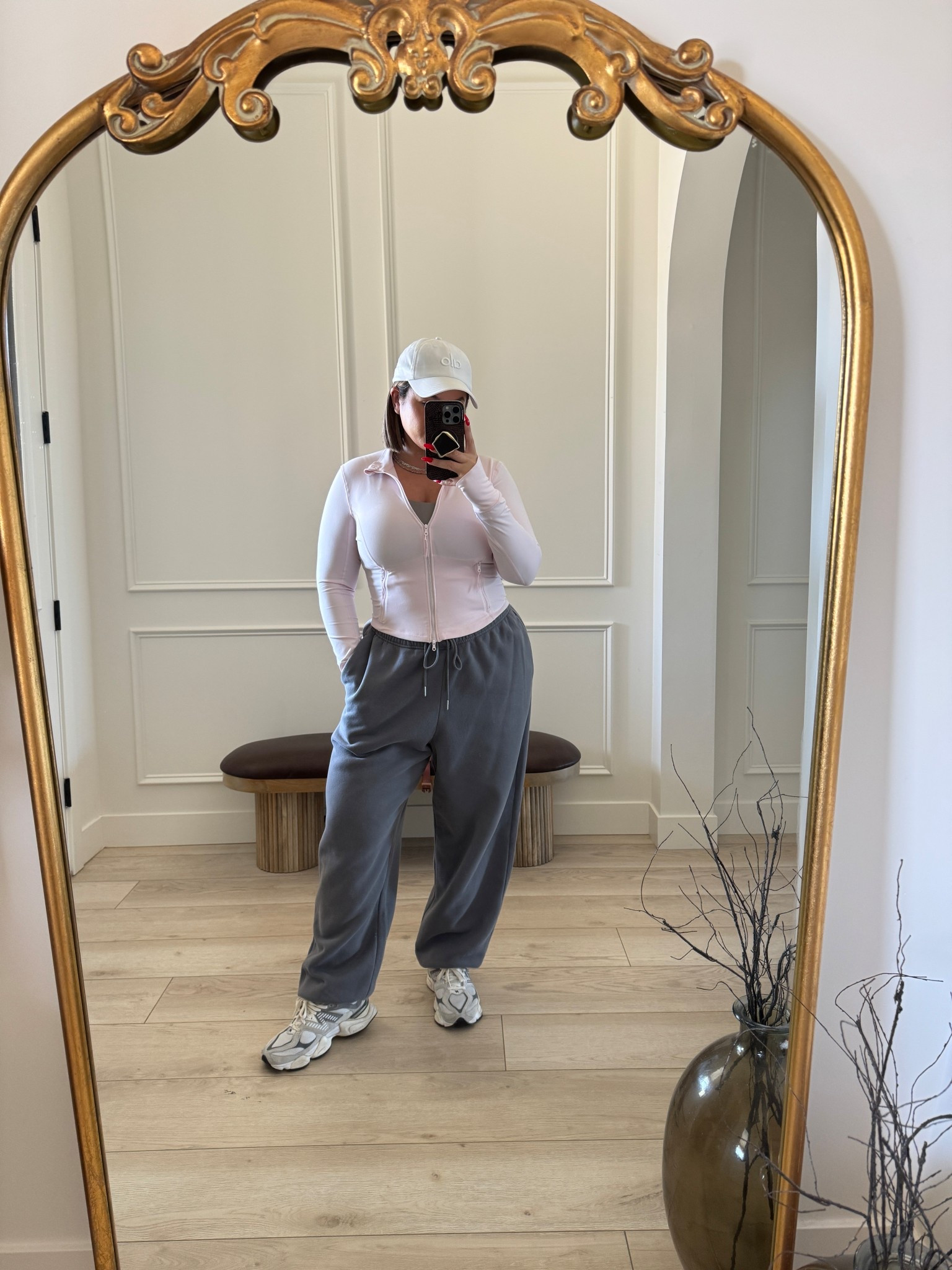 Top L 
Pants XL for oversized baggy fit. Large fits fine as well, but I prefer the extra large so they are really baggy. 
Their sweatpants are extremely soft and very good quality. Use code DENIMAF now until 2/2 to save an additional 15% off the sale going on right now. ￼

#LTKSaleAlert