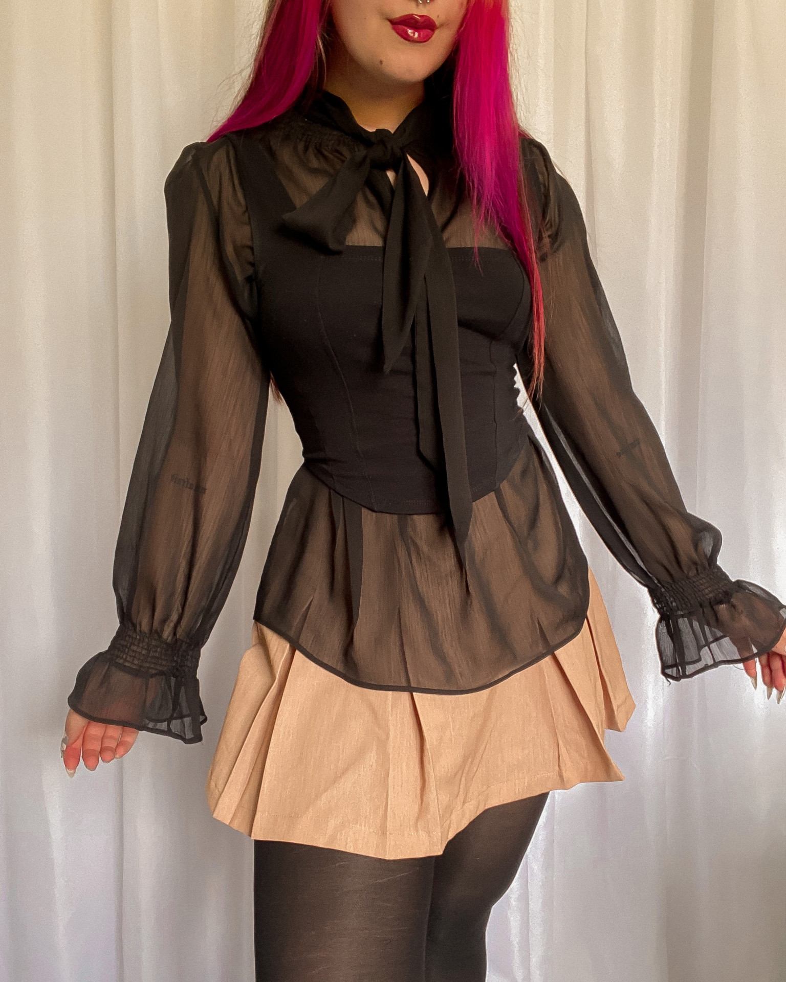 Ig @vllentina | https://vm.tiktok.com/ZMFRVRy6X/

Casual look
• Preppy outfit
• Preppy aesthetic look
• Preppy aesthetic outfit 
• Preppy aesthetic 
• Classy outfit
• Elegant outfit 
• Old money aesthetic 
• Old money outfit 
• Old money style
• Old money look
• Old money looks
• Old money outfir ideas
• Prep aesthetic 
• Prep lool
• Preppy style aesthetic 
• Preppy fashion style
• Preppy outfit ideaa
• Dark academia 
• Dark academia fashion
• Dark academia style
• Dark academia look
• Dark academia looks
• Dark academia outfit 
• Dark academia aesthetic 
• Dark academia outfit inspo
• Dark academia fits
• dark academia casual
• Dark academia outfit ideas
• Coturno
• Bota
• Boots
• Combat boots
• Platform boots
• Bota plataforma
• Cropped
• Calça alfaiataria
• Alfaiataria 
• skirt
• beige skirt
• plated skirt
• Plated skirt beige
• mini skirt
• Bag
• Fashion
• Look casual
• Casual outfit
• Casual look
• Elegant look
• Moda
• Fashion
• Summer look
• Alternative looks
• Loafer
• Moda
• Estilo elegante
• Estilo alternativo 
• Alternative style
• Rock style
• Camisa preta
• Camisa
• Camisa social
• Dark academia
• preppy style
• preppy look
• Blazer
• preppy style look
• Preppy looks
• bolsa
• Bolsa preta
• Black bag
• All black look
• Inspiração de look
• Look do dia
• Ootd
• Outfit inspiration 
• Inspiration 
• Looks com saia
• Looks com cropped
• Roupas elegantes
• Roupas modernas
• Roupas 
• Look com bota
• bolsa
• Bolsa preta
• Black bag
• All black look
• Inspiração de look
• Look do dia
• Ootd
• Outfit inspiration 
• Inspiration 
• Looks com saia
• Looks com cropped
• Roupas elegantes
• Roupas modernas
• Roupas 
• Look com bota