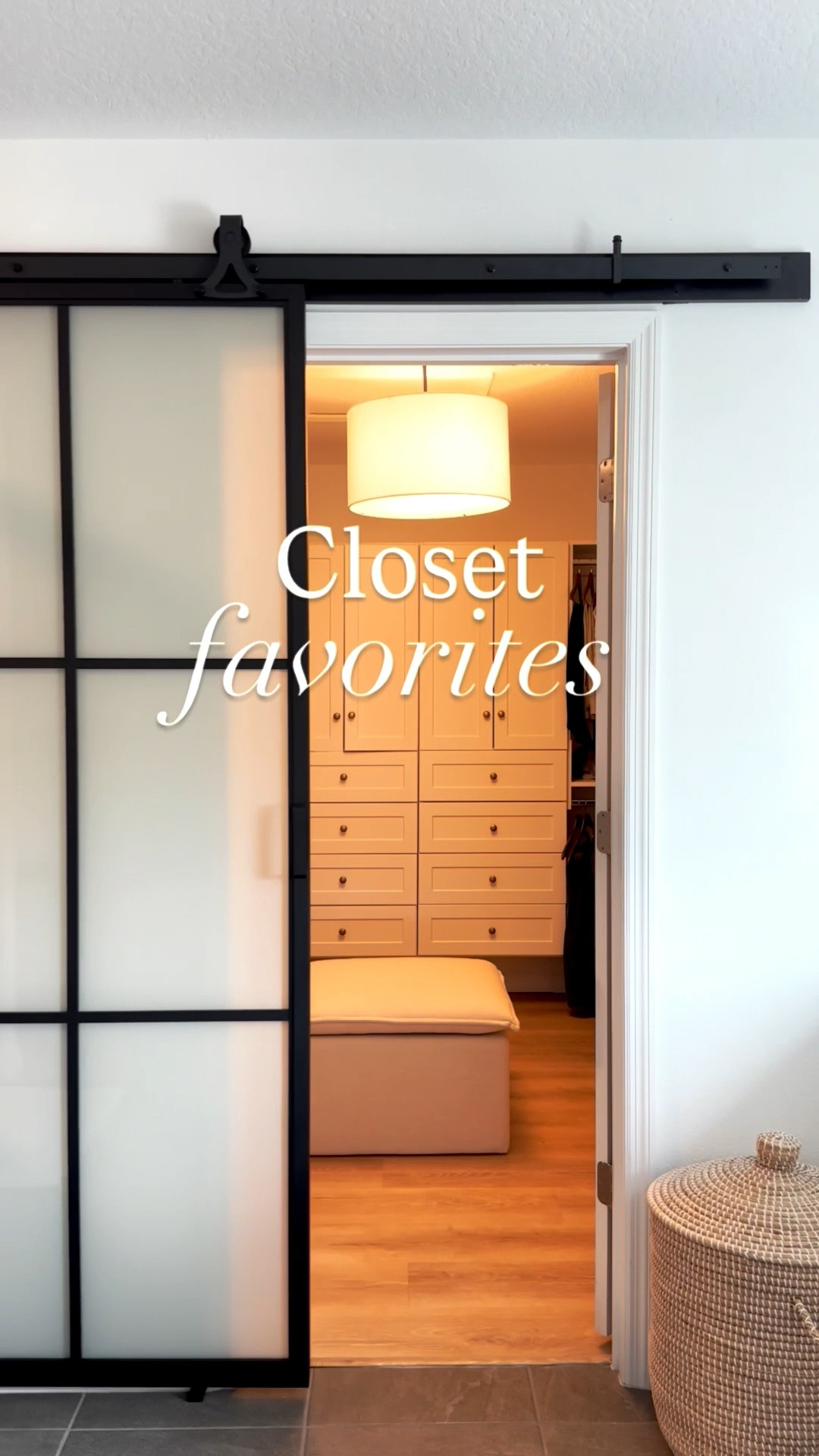 My favorite closet accessories 🫶😍



Closet organizing 
Organization 
Home
Home decor
Home refresh
Spring home refresh 
Closet makeover
Closet
Must haves 
Closet diy

#LTKHome #LTKvlog #LTKgrwm