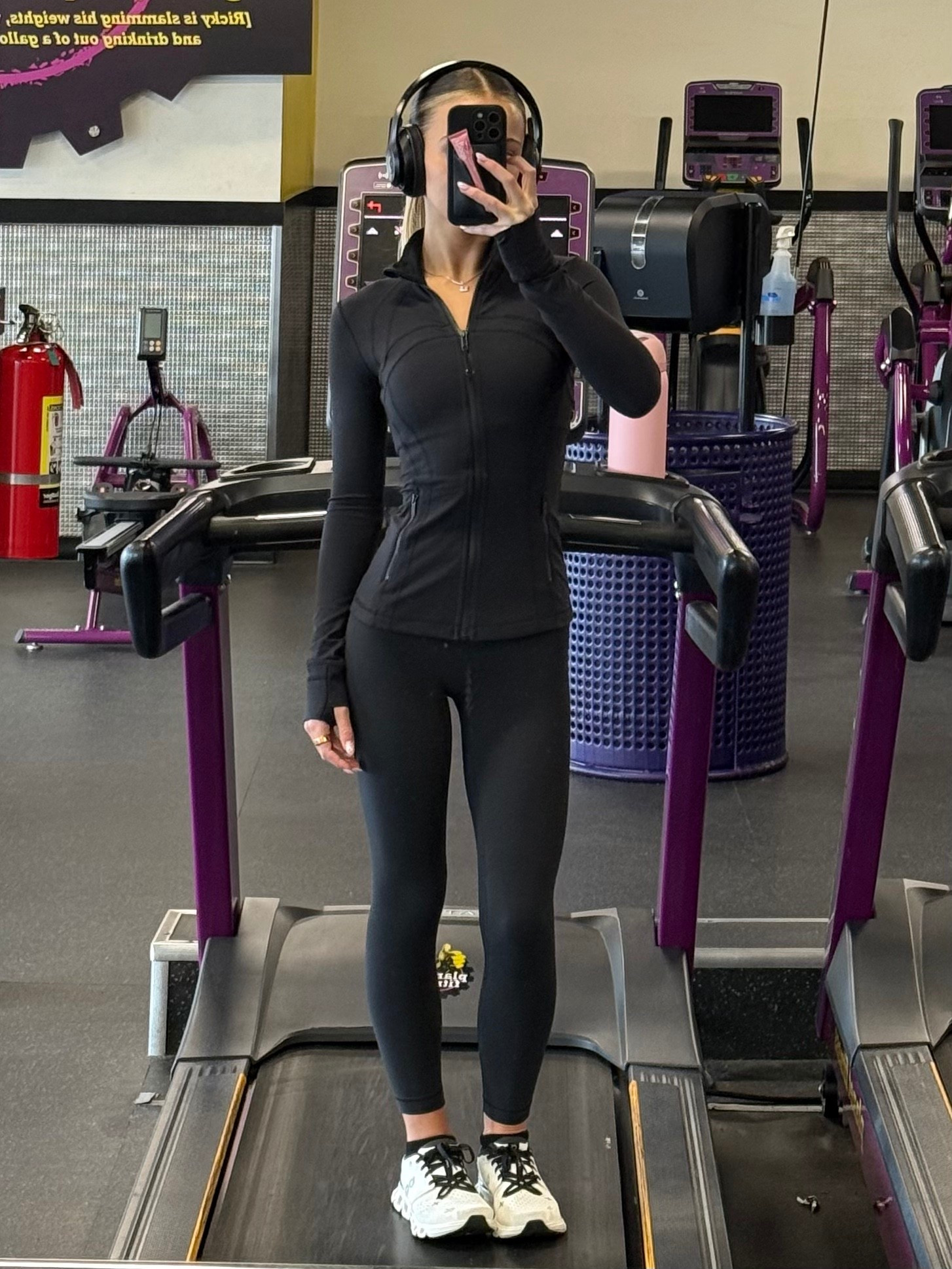 Gym fit OTD!

#LTKHoliday #LTKdayinmylife #LTKGiftGuide