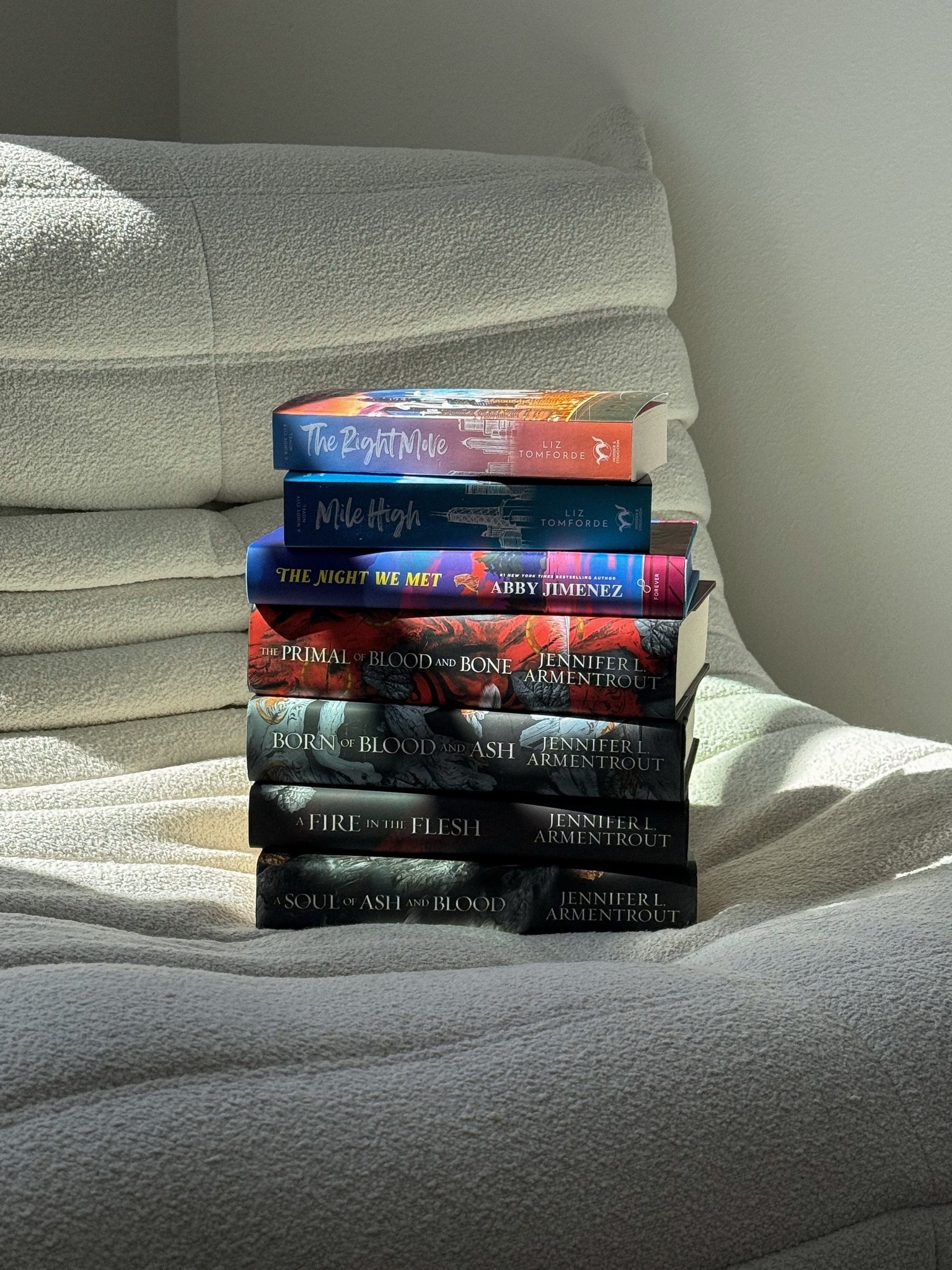 april reading really had a little bit of everything ✨ contemporary romance, sports romance, fantasy, and a full from blood and ash spiral

april reads, monthly reading wrap up, romance books, sports romance, fantasy books, from blood and ash, jennifer l armentrout, booktok reads, what i read this month, cozy reading

#LTKHome #LTKSeasonal