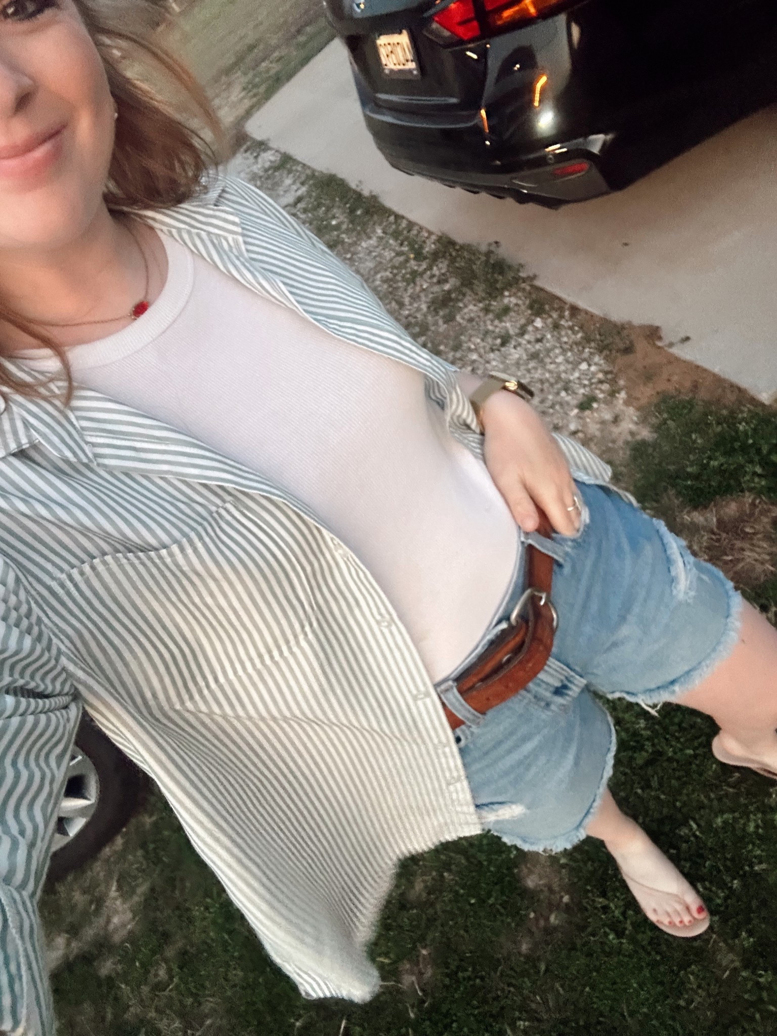Thrifted looks for less!!! Old navy denim is having amazing sales this week! Target bodysuit is my favorite and constantly a perfect $12 staple piece! Beachy stripe button down is TJ-Maxx! 