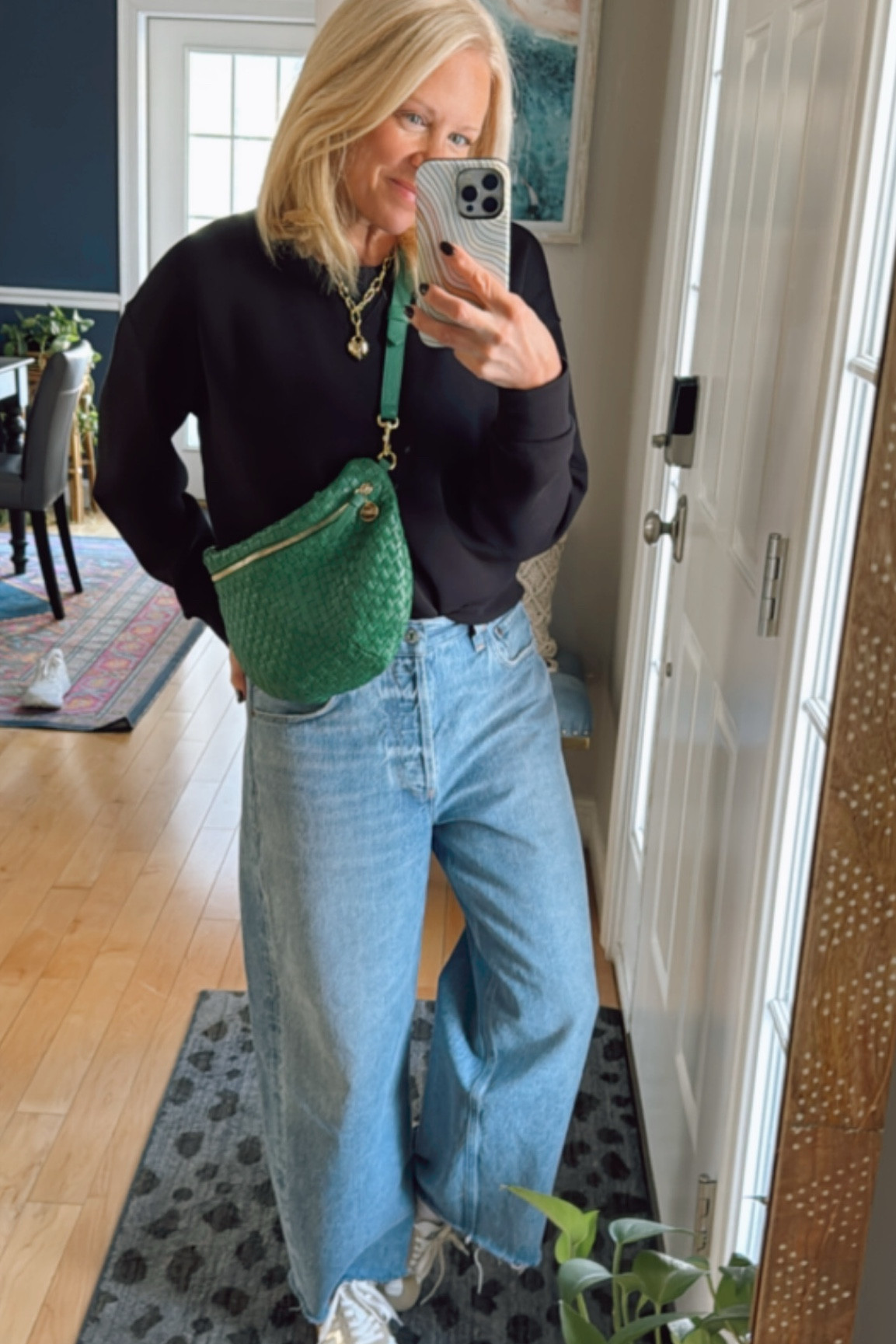 Casual style, Mom style 


#LTKOver40 #LTKStyleTip