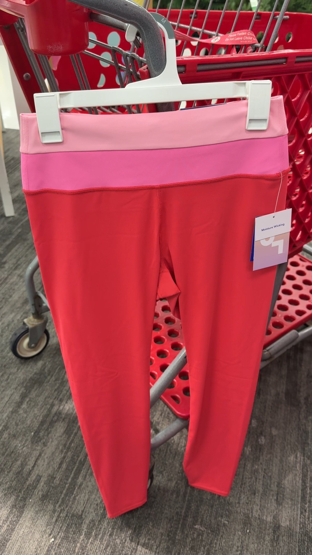 Love these new color block leggings 

#LTKMidsize #LTKFindsUnder50 #LTKActive