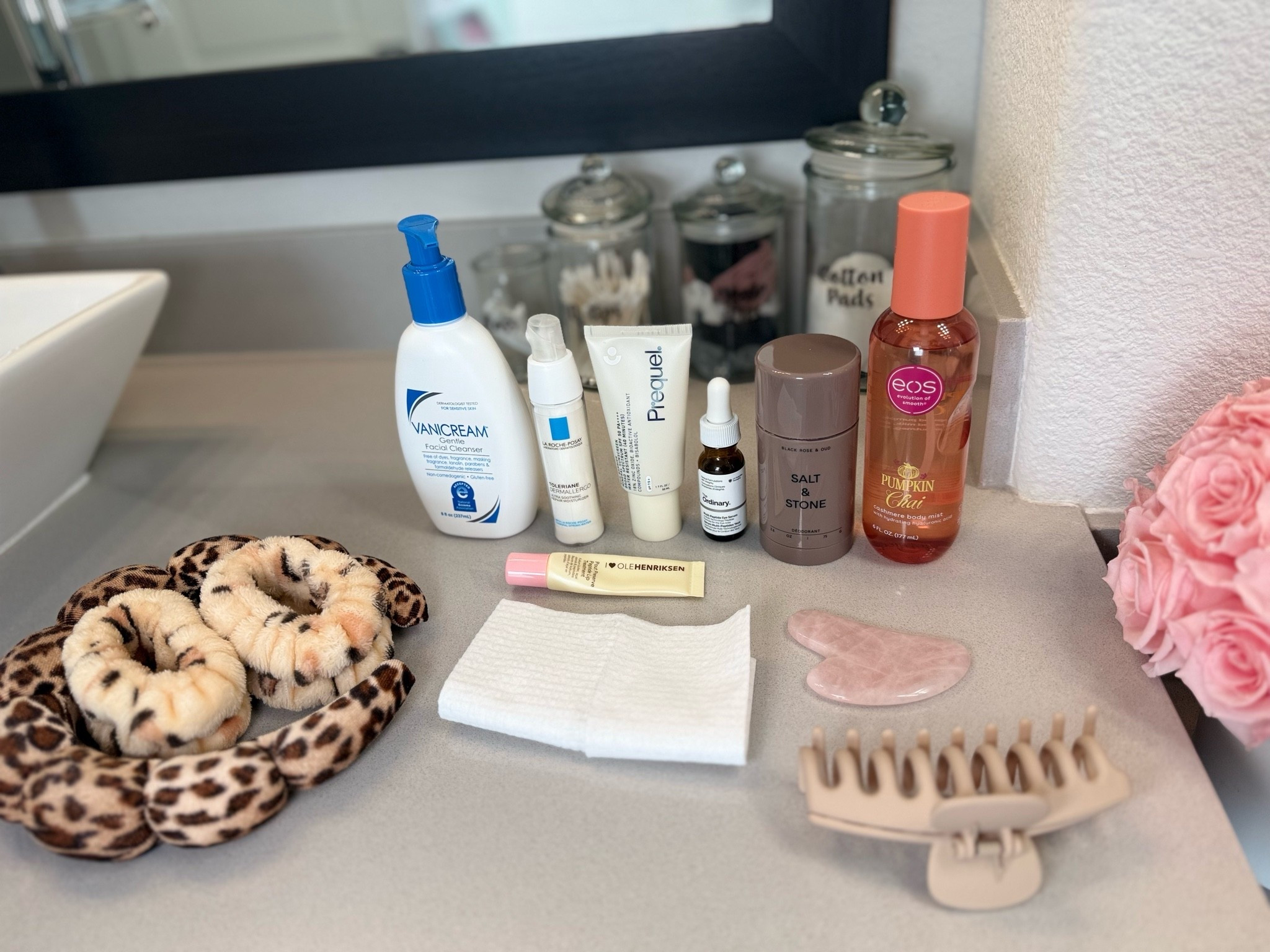 My new Morning skincare ✨

Mom over 40, going through Perimenopause, making time for myself, me time, skincare, morning routine, morning, latina, skincare

#LTKmorningroutine #LTKselfcare #LTKdayinmylife