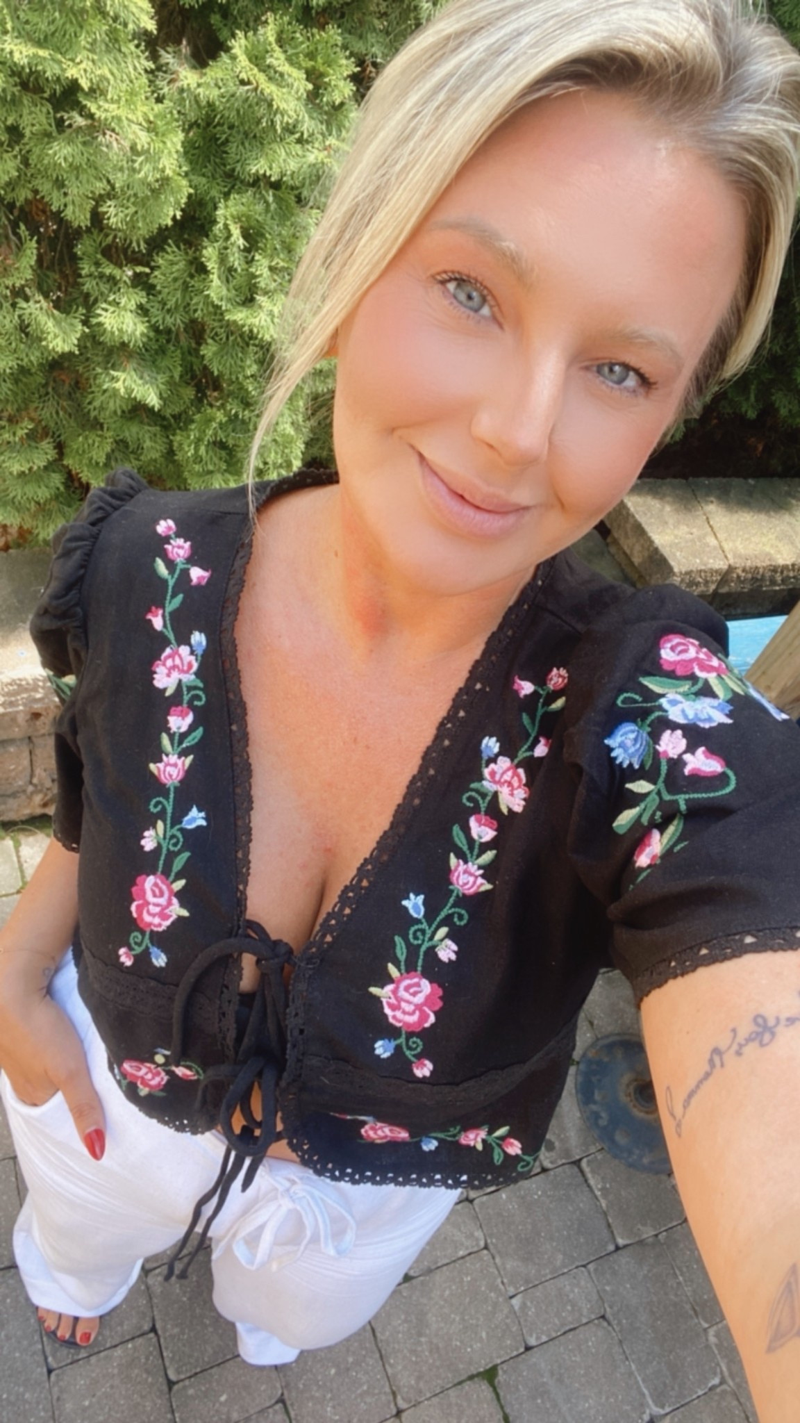 Easy linen outfit that has a ton of personality. Linking my go to linen pants. These tie front tops are my new favorite, I layer them with a tank for work abs bralette for date night. 

#LTKTravel #LTKxVICI #LTKWorkwear