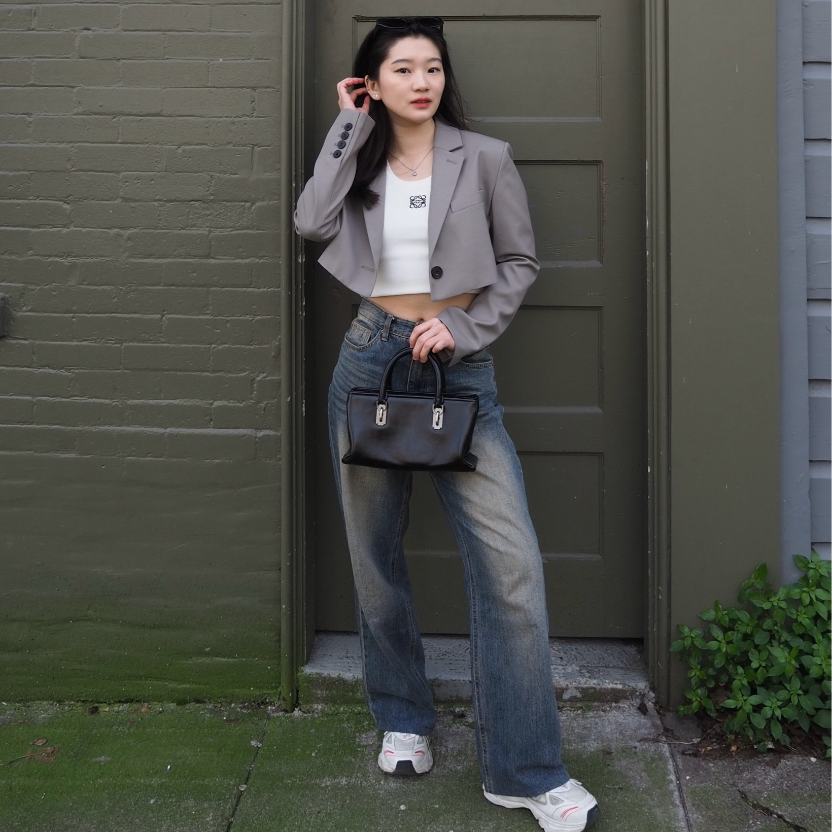 handbag essentials 🖤



#LTKItBag #LTKPetite #LTKStyleTip