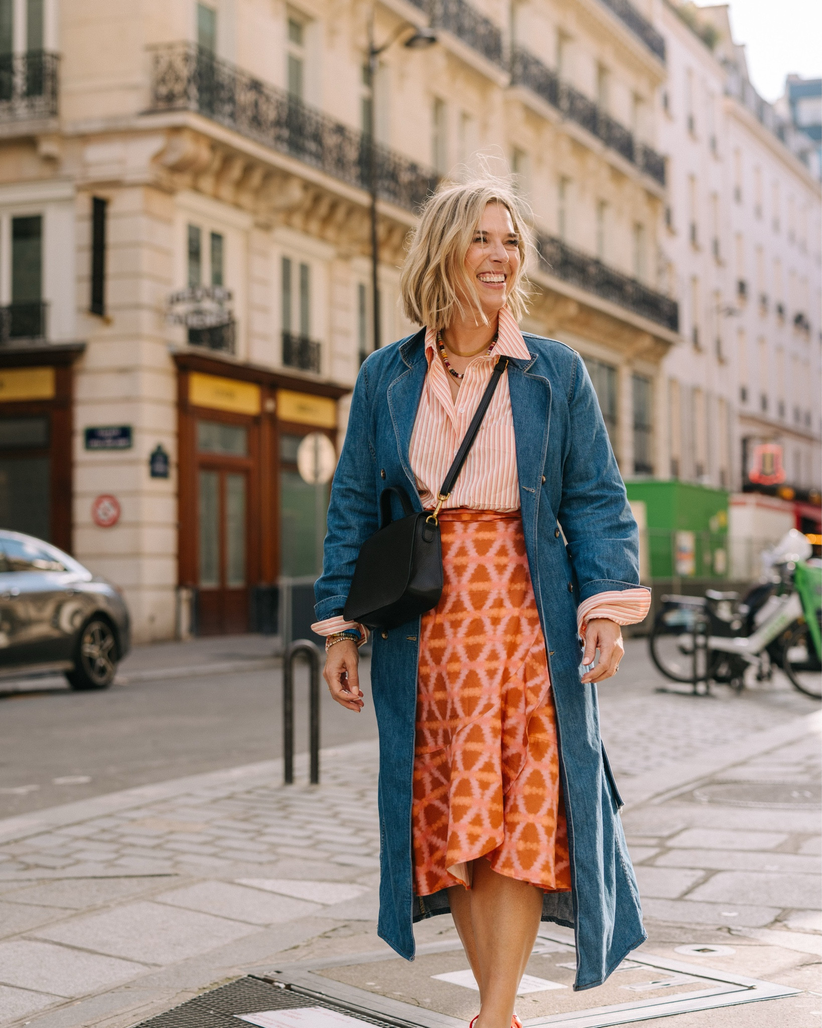 The new fall Noonday Collection launch is here! My two favorites are this skirt and this purse because they are both so versatile! Pair them with chambray and a stripe - what a great fit! 