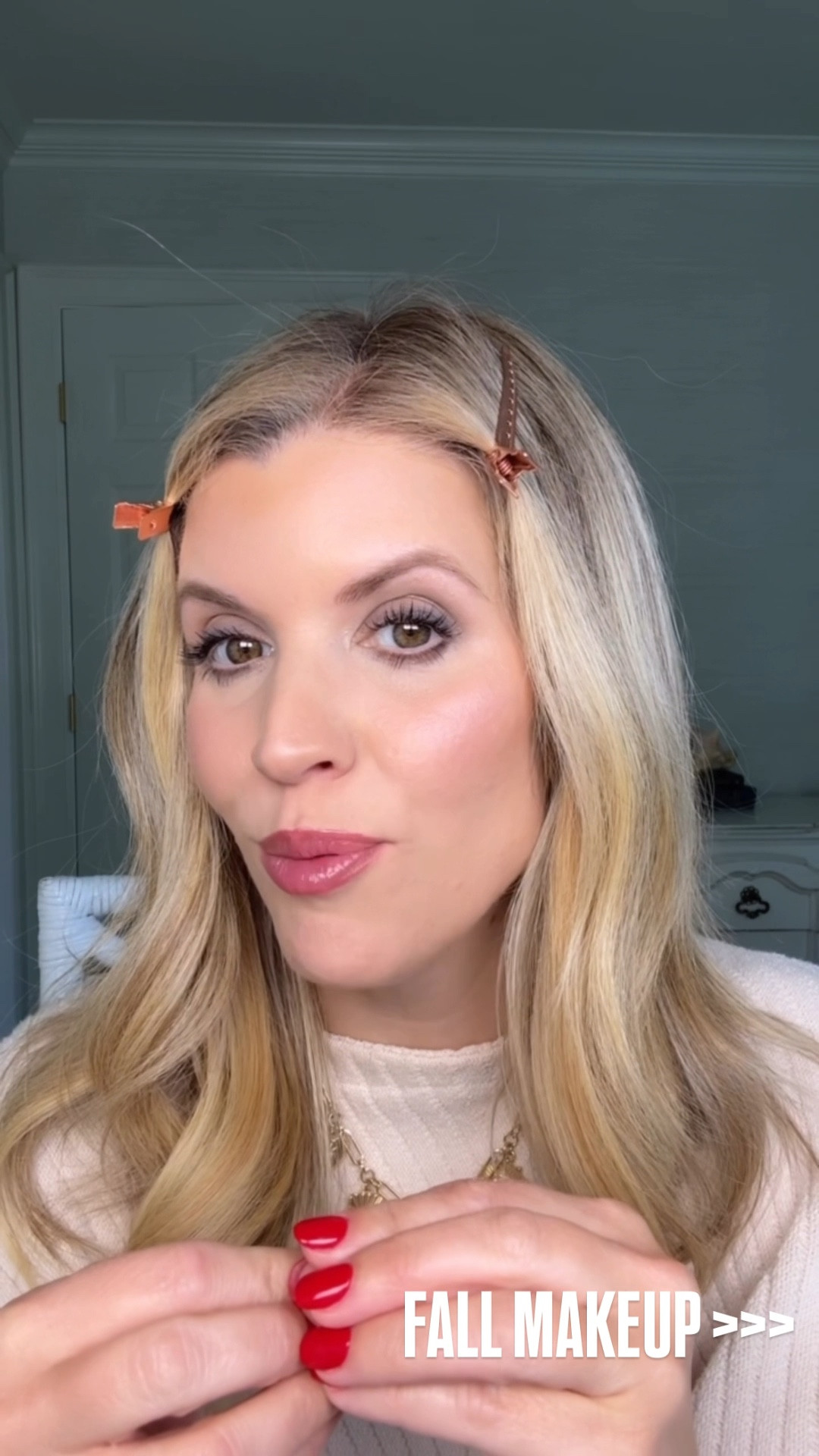 🍂 An easy “into fall” makeup look using staples + a few new finds from @sephora. This one is simple, approachable, and flattering—perfect for anyone at any stage of their makeup journey. Think soft tones, effortless blending, and products that work beautifully for everyday wear. #sephorapartner #sephora 

#LTKBeauty #LTKOver40 #LTKFindsUnder50