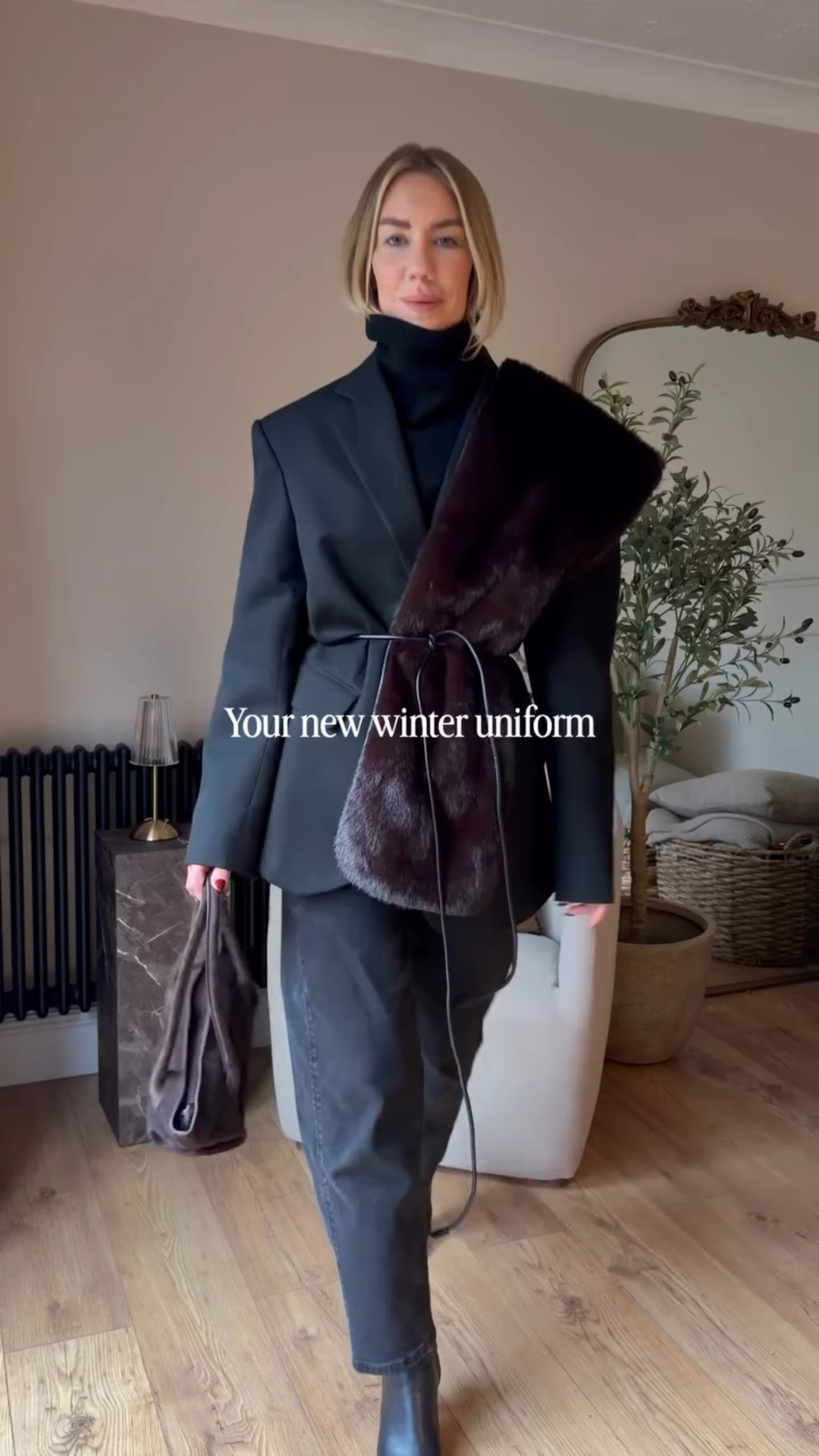 >> Adding faux fur layers to everything. 

This outfit deserved its own moment and is my new winter uniform. 

-

Winter outfit inspo, mum style, outfit inspo, winter, faux scarf styling 

Save for inspo