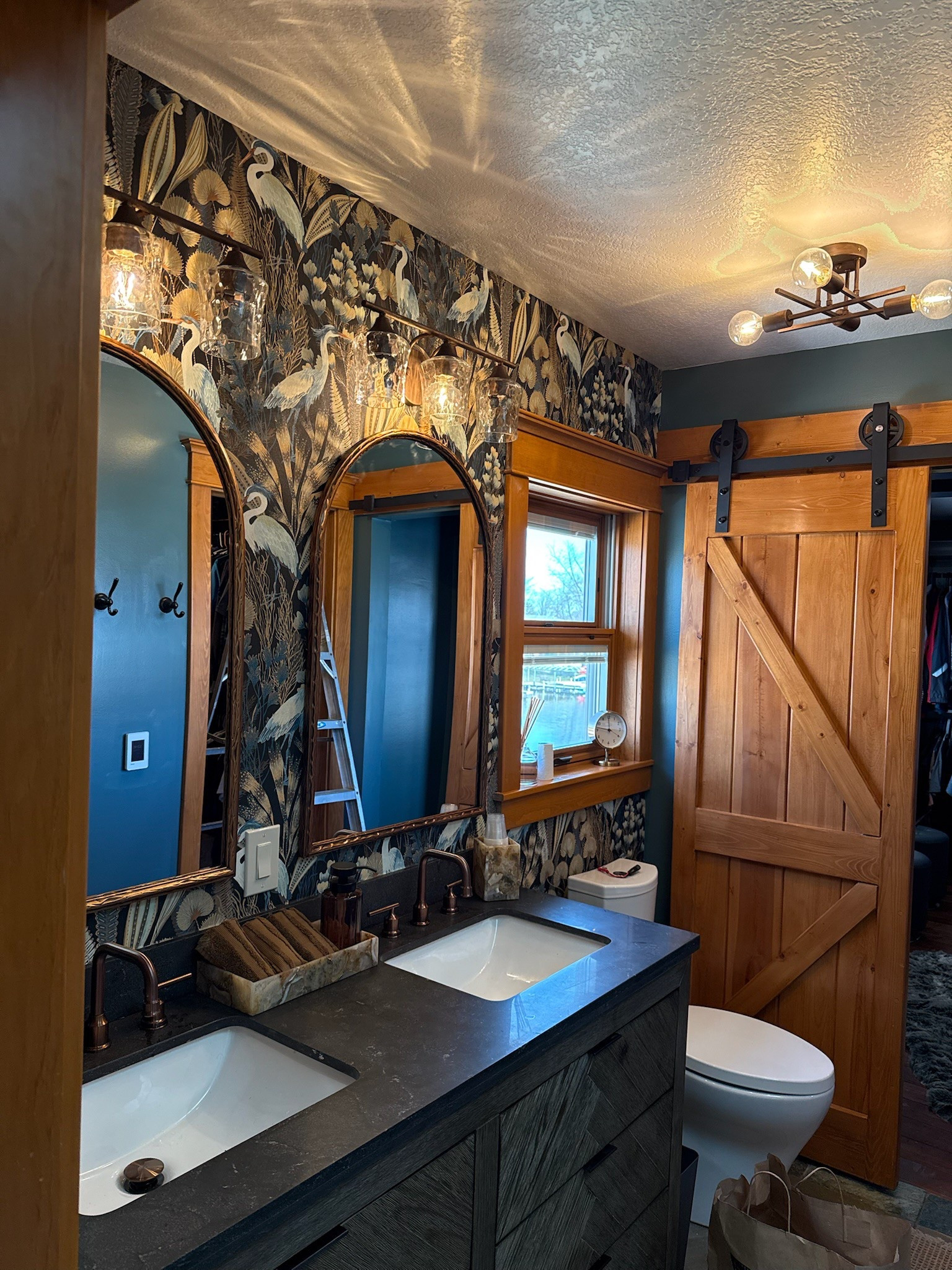 Dark & Dreamy Bathroom Style🛁✨🤎 #bathroomdecor 