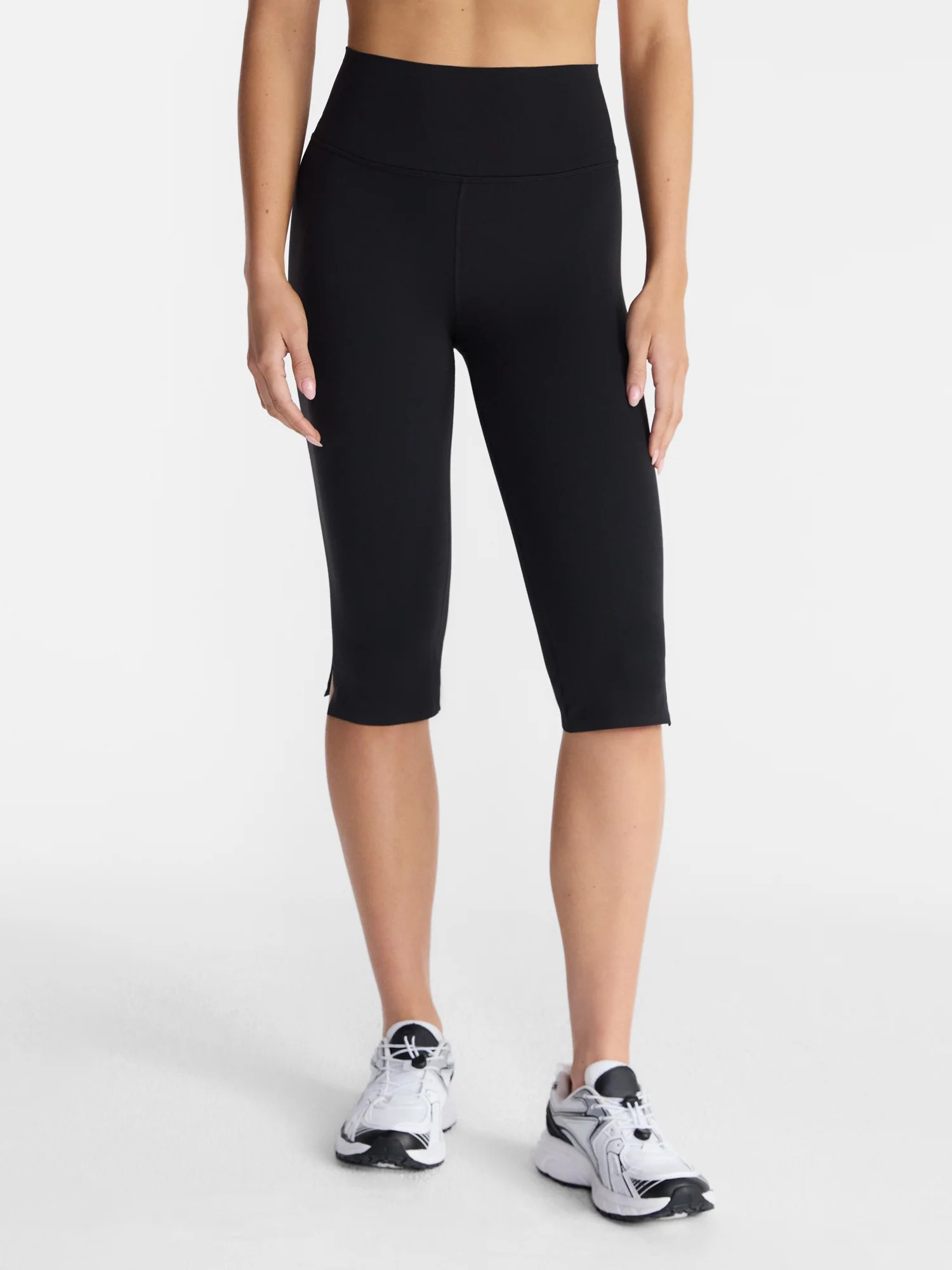 Avia Women's and Women's Plus SoftSculpt Capri Leggings, 16.5" Inseam, Sizes XS-4X | Walmart (US)