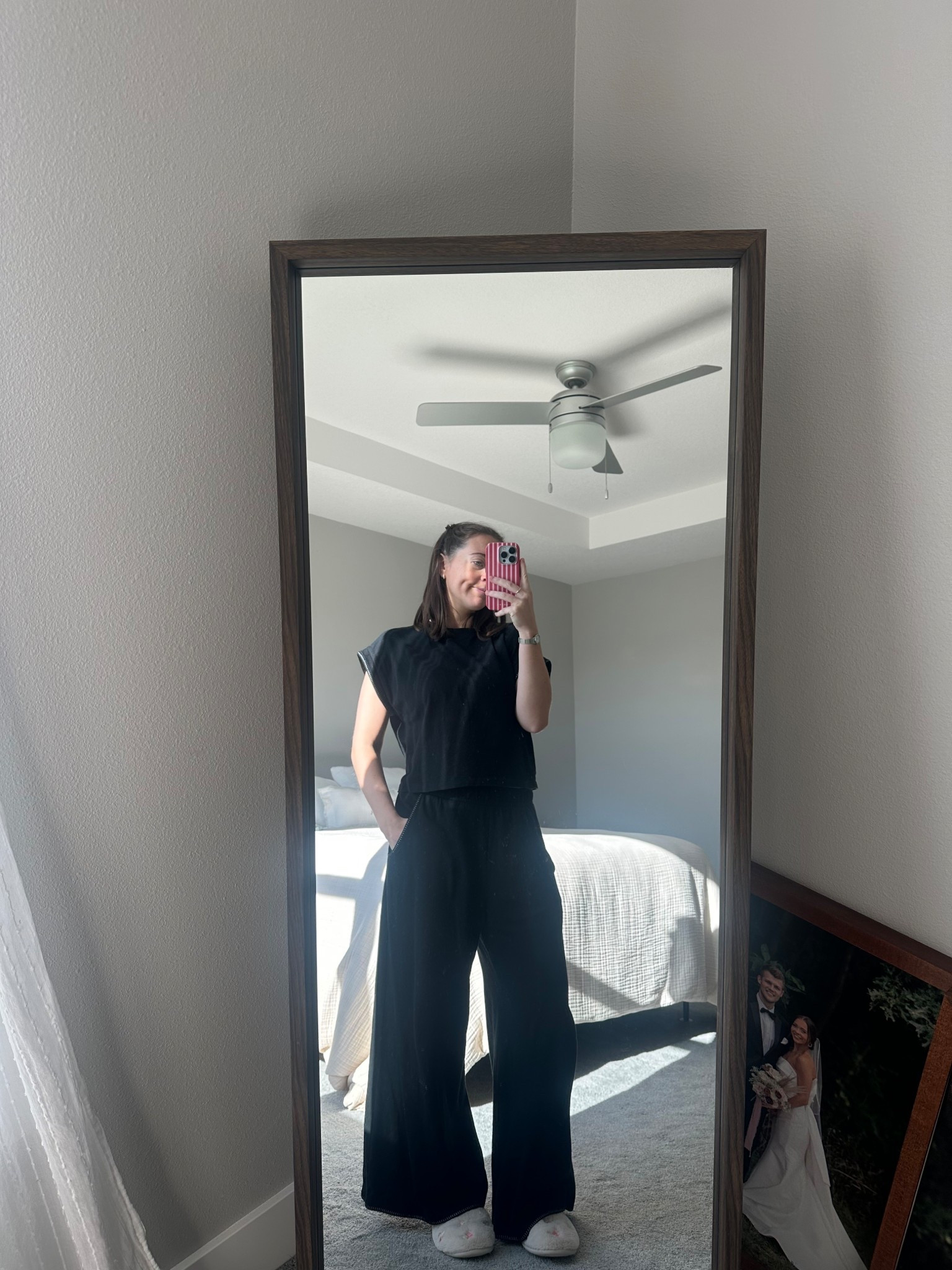 The comfiest set! I am currently 17 weeks pregnant and still wearing my normal size. I know this will be great for postpartum too! 

#LTKBump #LTKmomlife #LTKootd