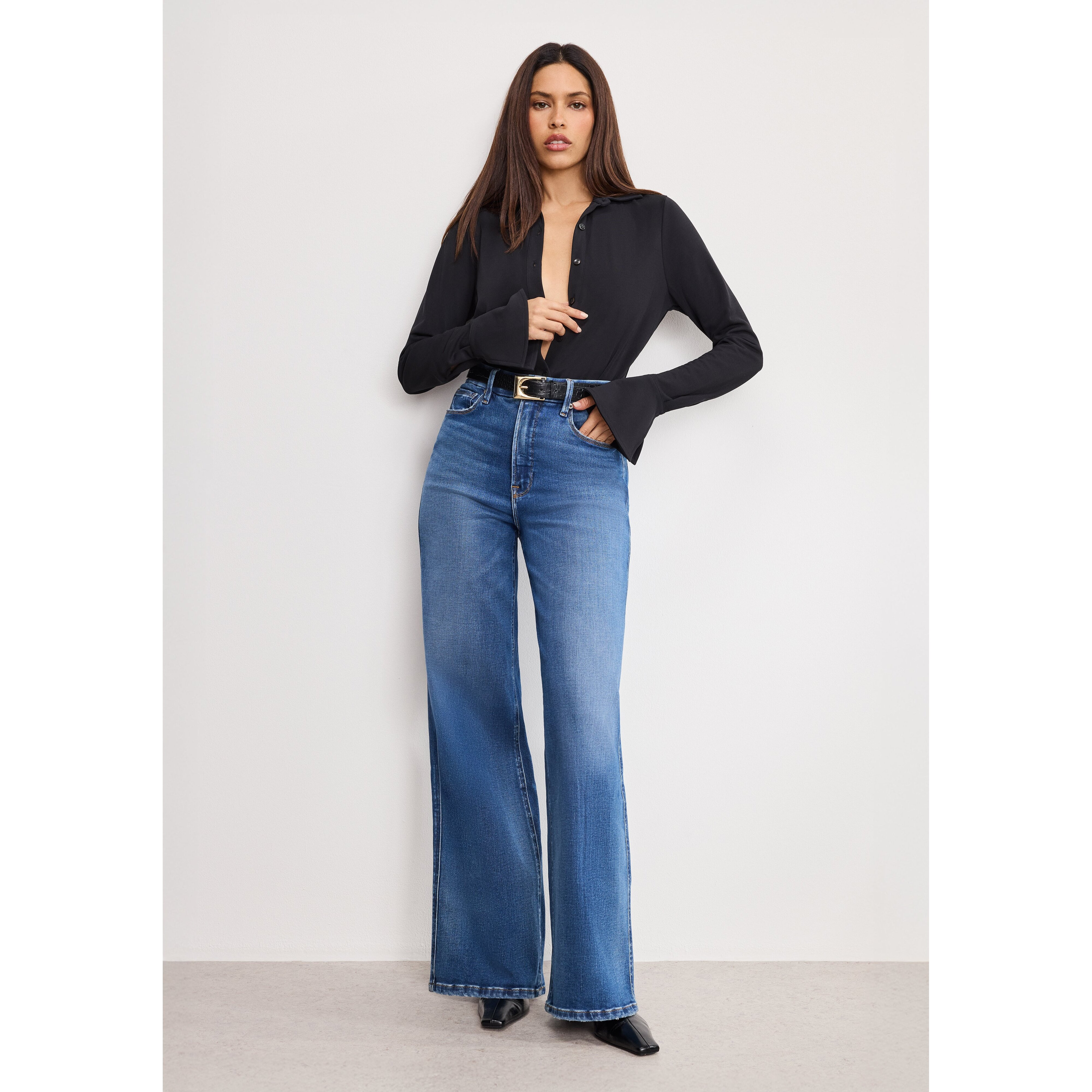 Women's Soft Tech Good Skate Wide Leg Jeans | Indigo, Size 4 | Good American by Khlo� Kardashian | Good American