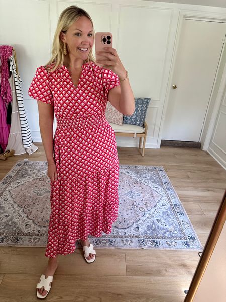 Short sleeve maxi dress option! Love the pattern and would be work appropriate! It has a stretchy elastic waist - bump friendly, and pockets! I’m wearing a med. maternity 

#LTKMidsize #LTKWorkwear #LTKBump