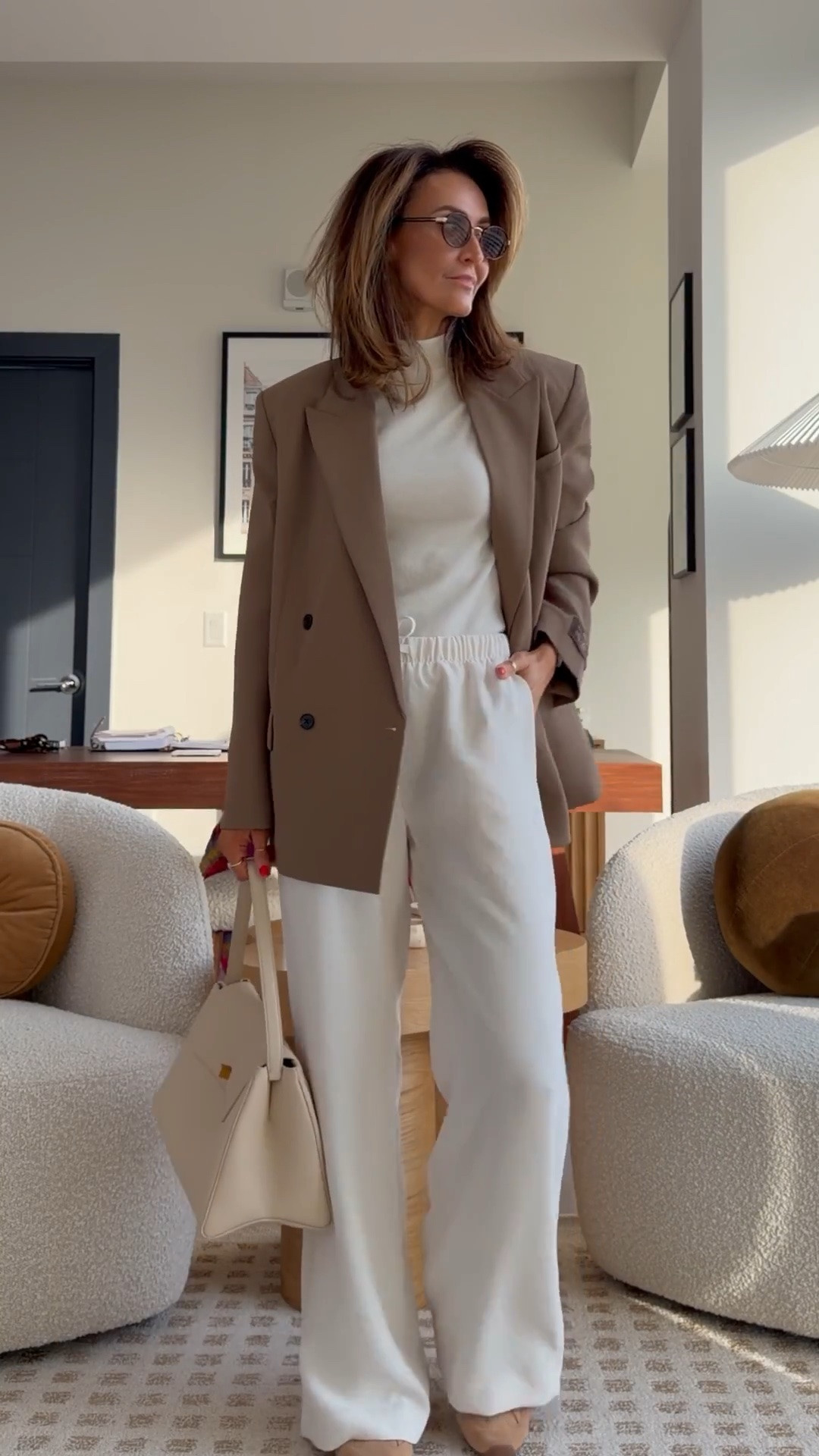 This stunning, oversized, wrinkle free blazer is finally on sale for almost 50% off! Invest into your forever pieces at a great price while they’re still in stock!

#LTKWorkwear #LTKOver40 #LTKSaleAlert