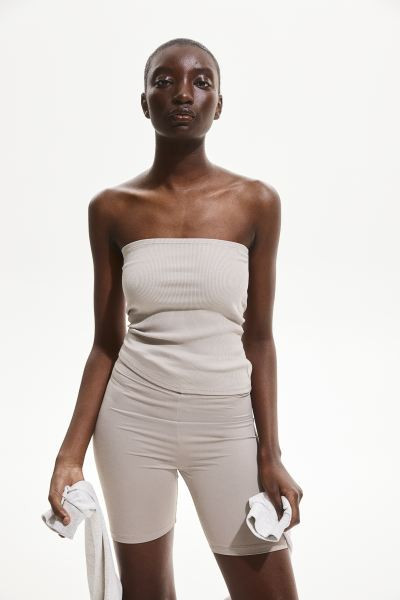 Light taupe | H&M (US + CA)