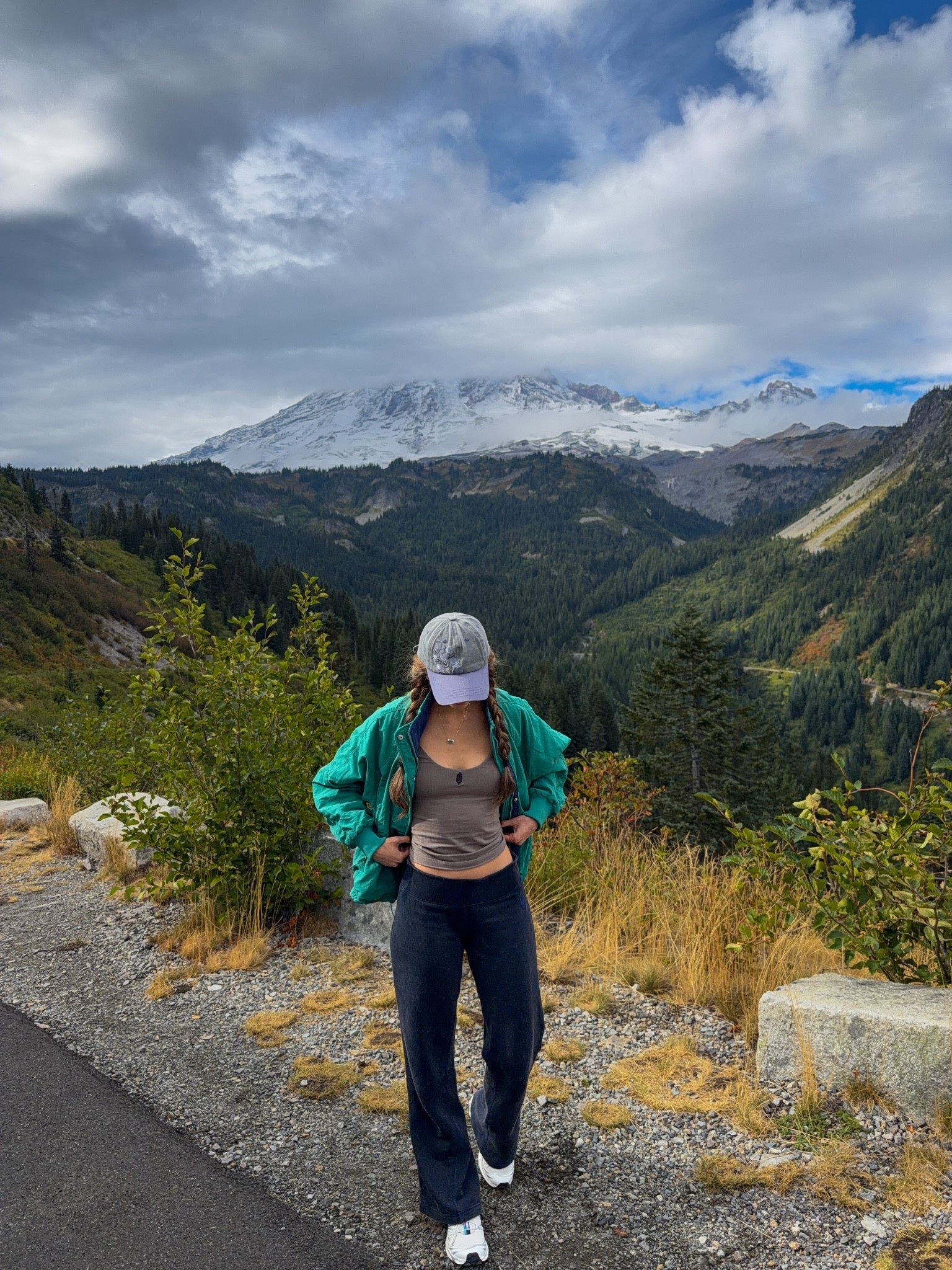 Hiking ootd!! Wearing xs in everything

#LTKootd