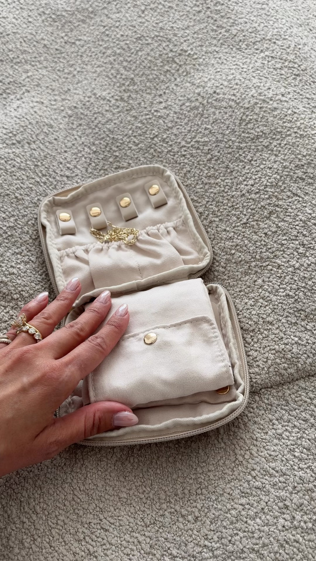 No fuss jewelry pouch!