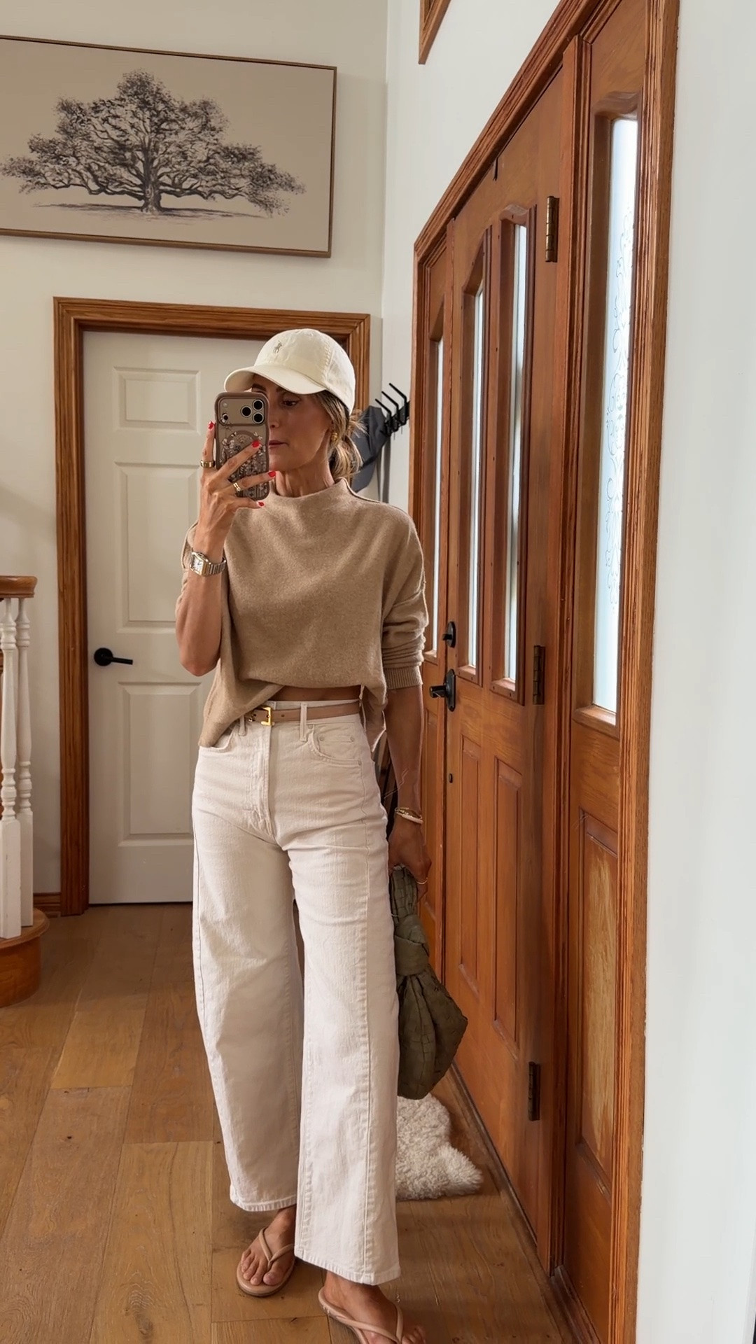 Nail appointment outfit
So excited these mockneck cashmere lightweight sweaters are back in stock!! Wearing size xs, they fit oversized! Favorite jeans 25