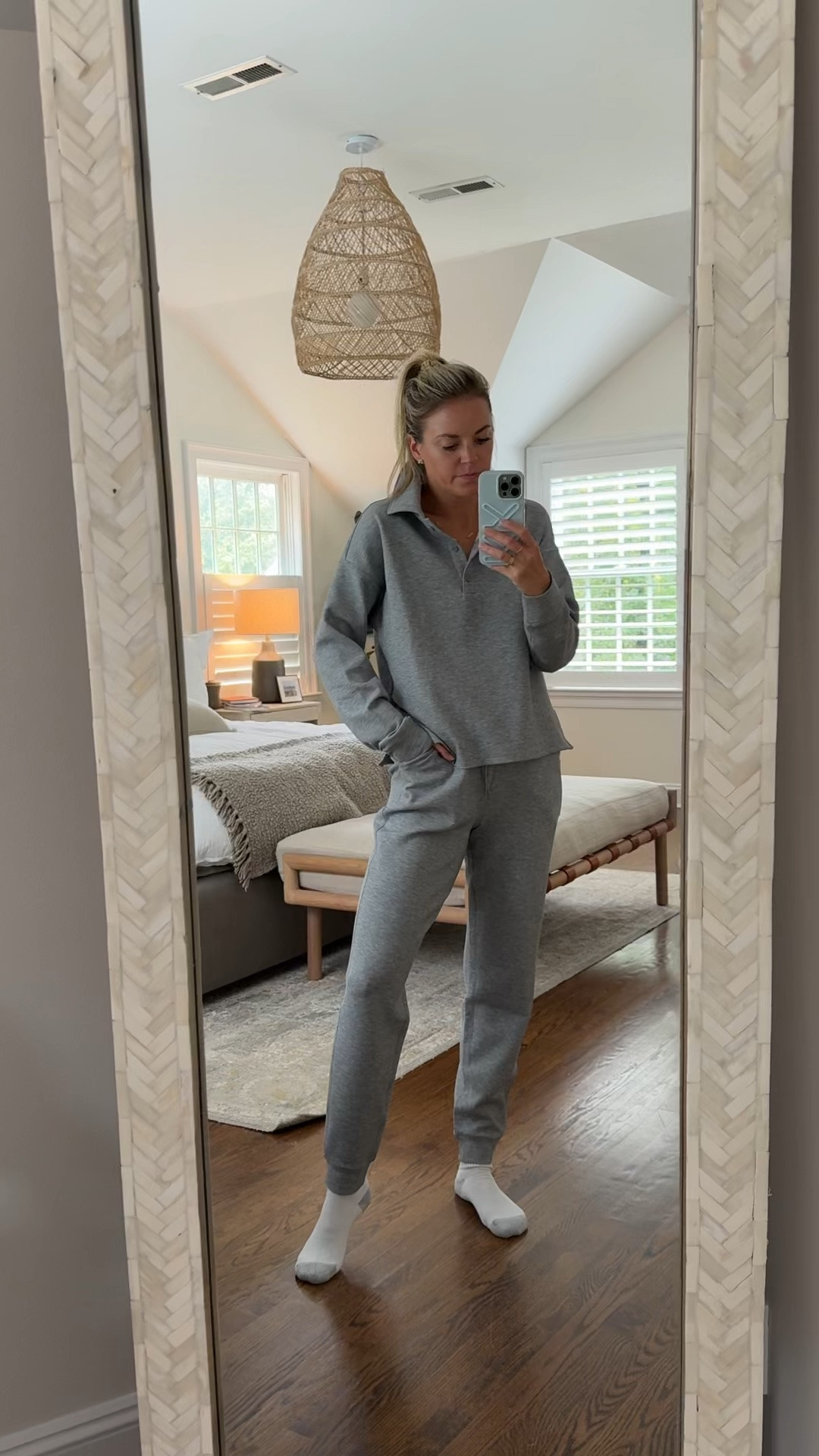 Another Athleisure set I’ve been wearing on repeat 🔁 use code 20KENDALL for 20% off your first purchase. I’m 5’5 wearing smalls in top + bottoms 

School drop off fit

#LTKdayinmylife #LTKmomlife