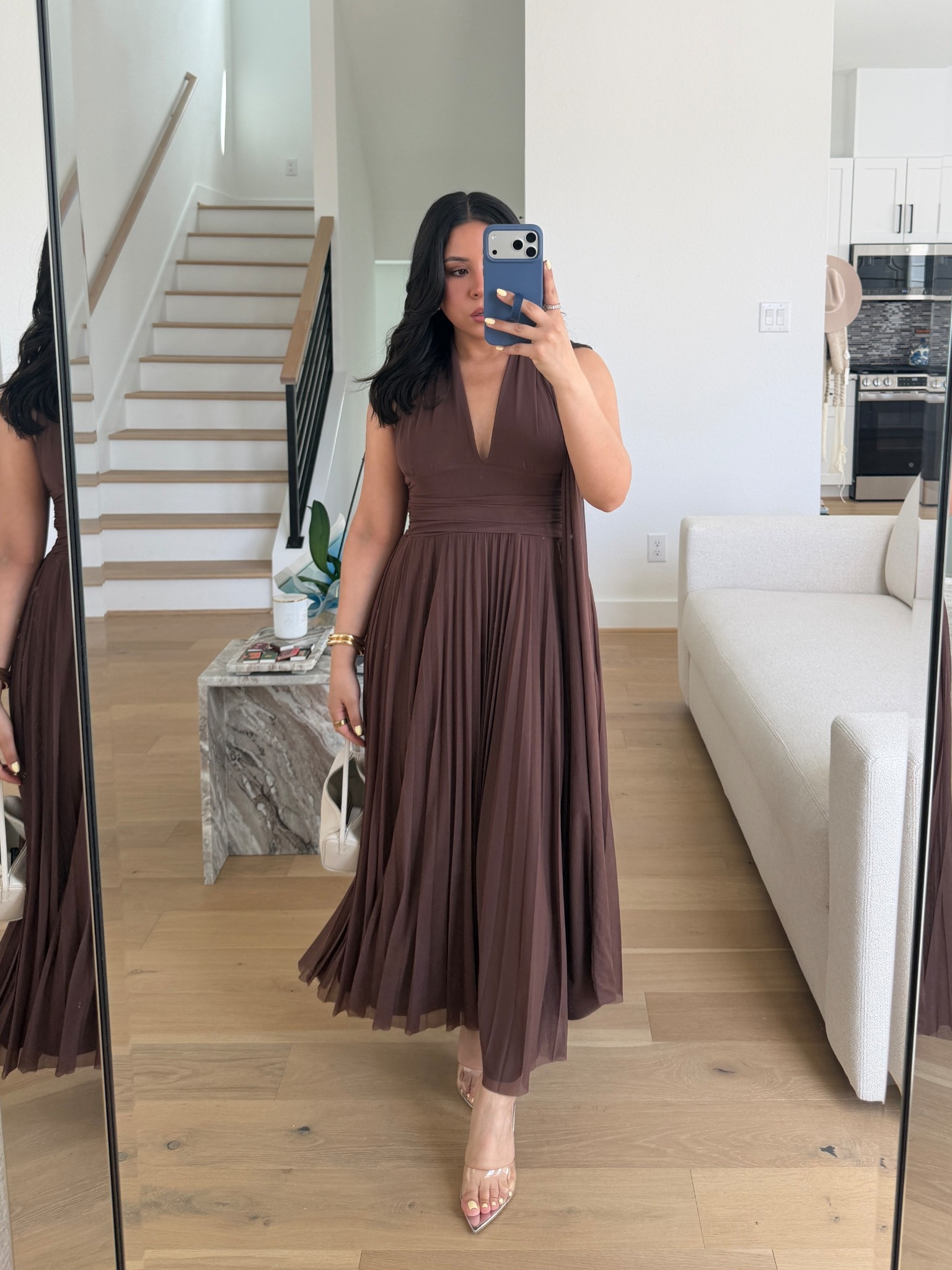 Dress: small petite 
Clear heels: 6.5 
White bag 

#LTKgrwm #LTKootd #LTKdayinmylife