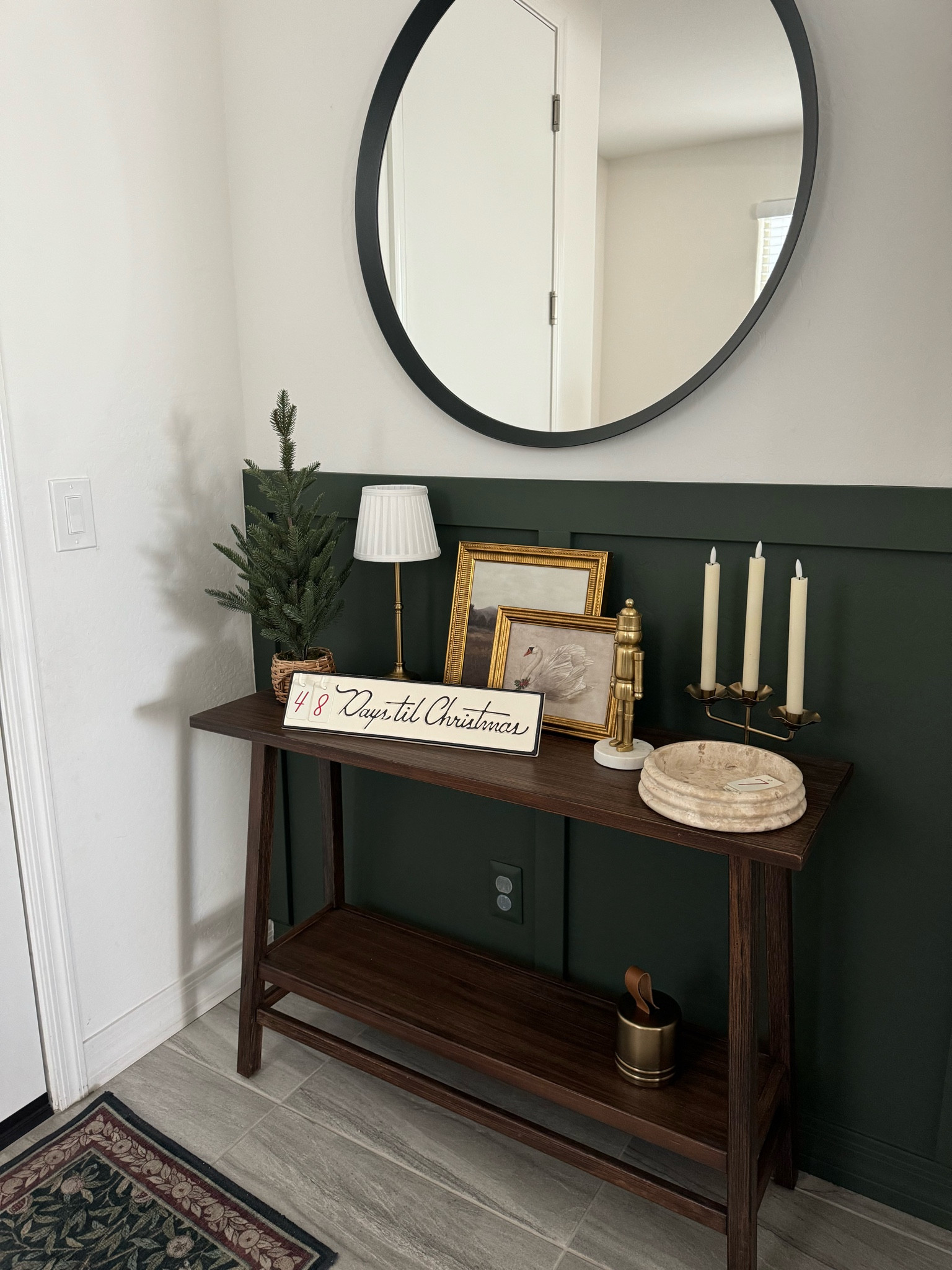 Christmas decor

#LTKSeasonal #LTKHome #LTKHoliday