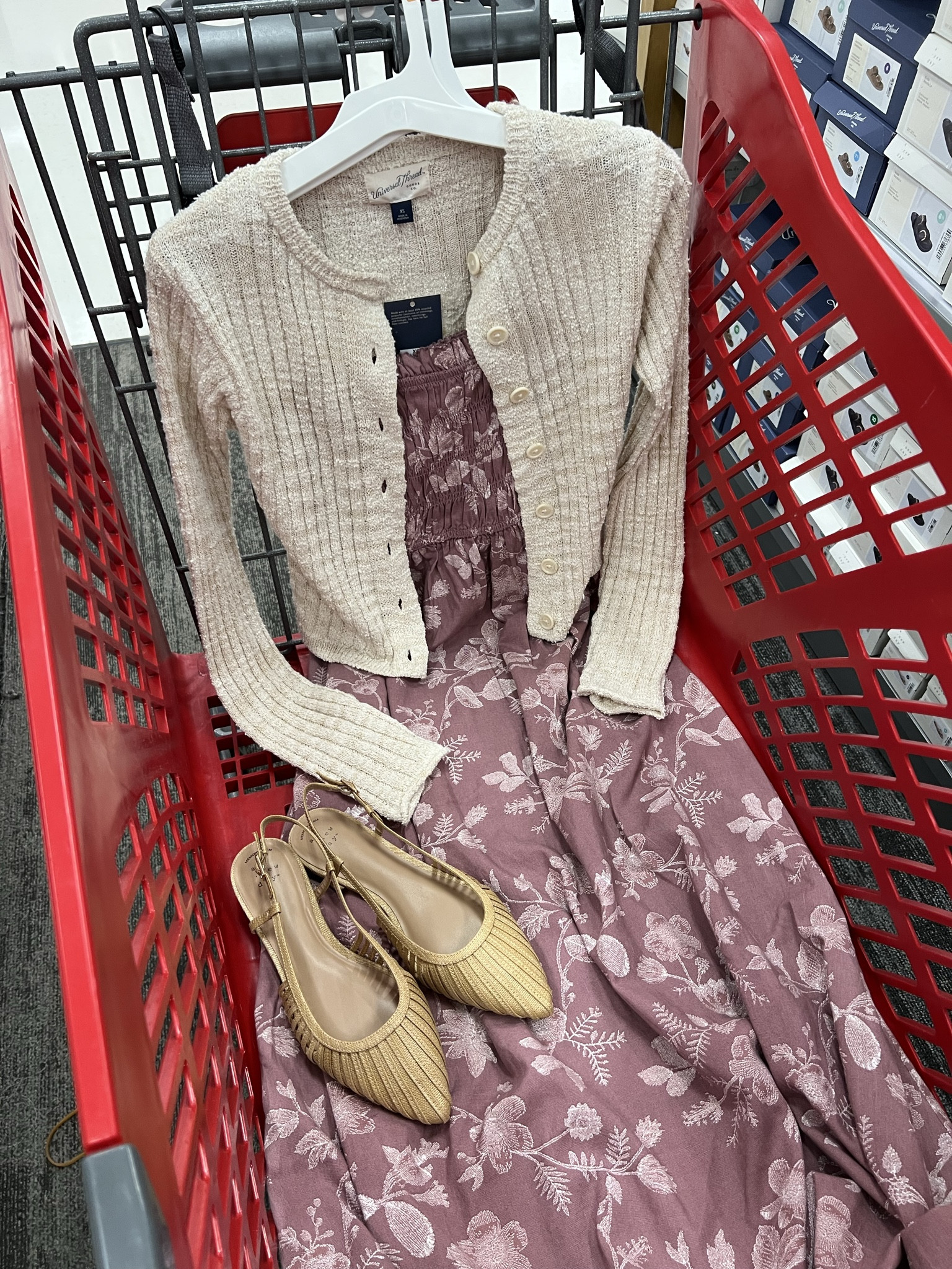 Target spring outfit idea with this sleeveless maxi dress and caridgan. Dress also comes in blue white floral. Cardigan comes in blue or black. #targetstyle 

#LTKSaleAlert