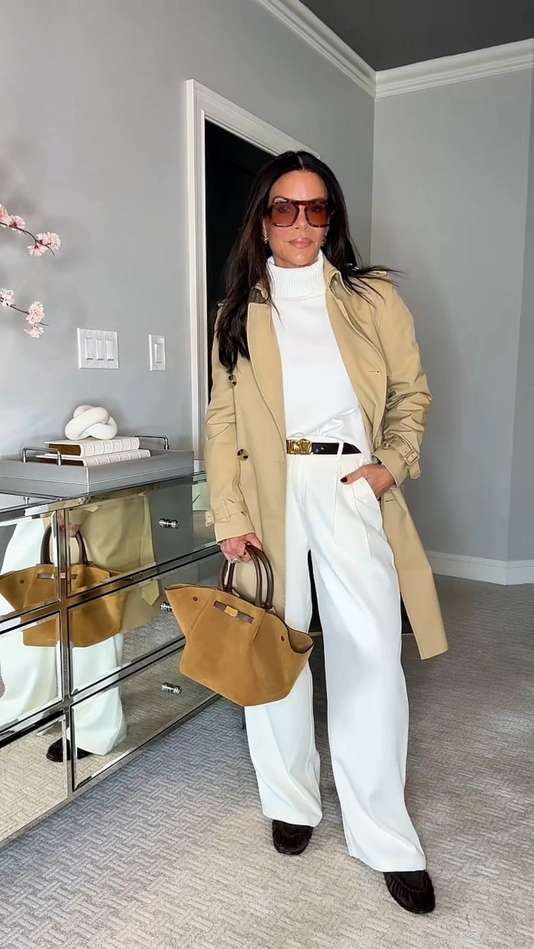 How to look expensive using monochromatic method 🤎

Sweater small
Pants small


#LTKOver40