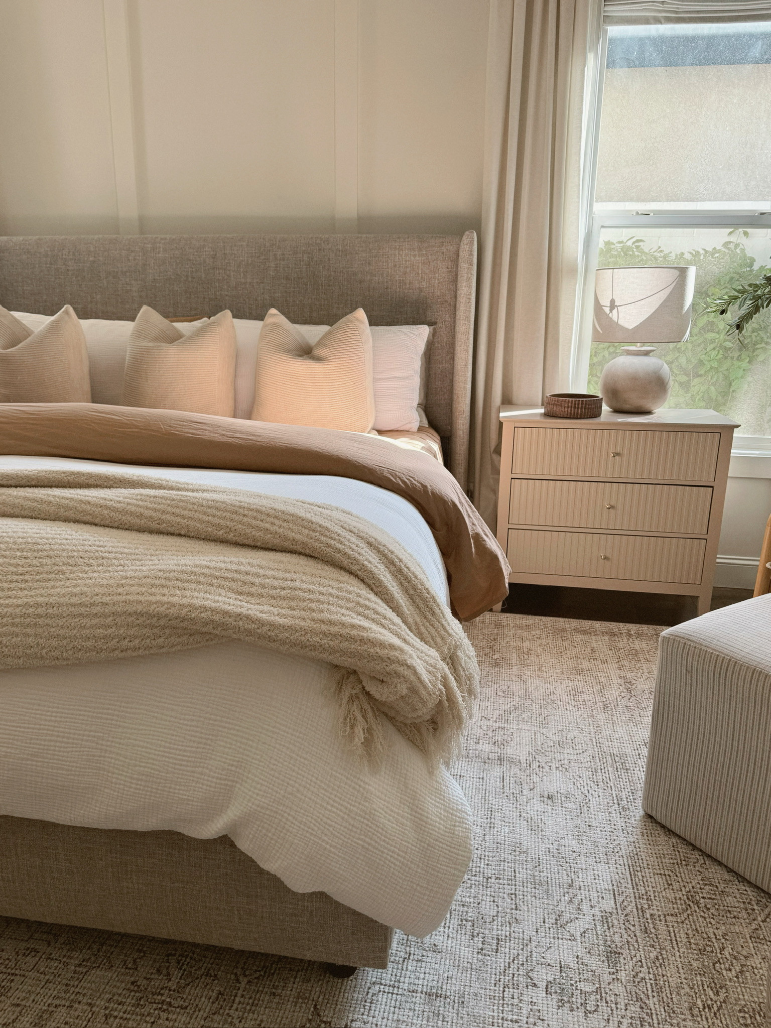 New primary bedroom updates!✨

home decor, home finds, bedroom decor, primary home decor, rugs, lamps, home decor on sale, bedding, wayfair, boutique rugs, sale alert, sale finds, sale, Britt Horton, California 

#LTKHome #LTKSaleAlert #LTKFindsUnder100