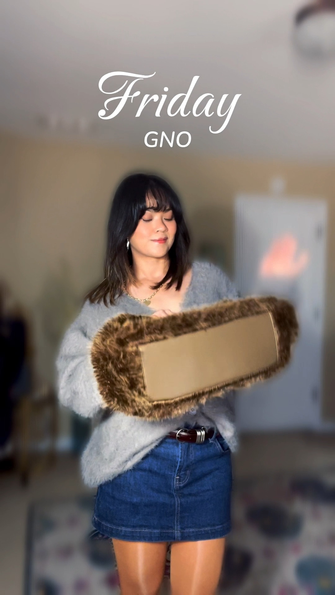  fit incoming ✨
Mohair grandpa cardi, mini skort, cherry boots, and the fluffiest oversized clutch. But the real star? These shine tights. I refuse to body-makeup my legs, so these are my cheat code for tanned, glowing legs without the mess. 🙌🏽
Linked everything for you babes! 🫶🏽

#LTKootd #LTKPetite