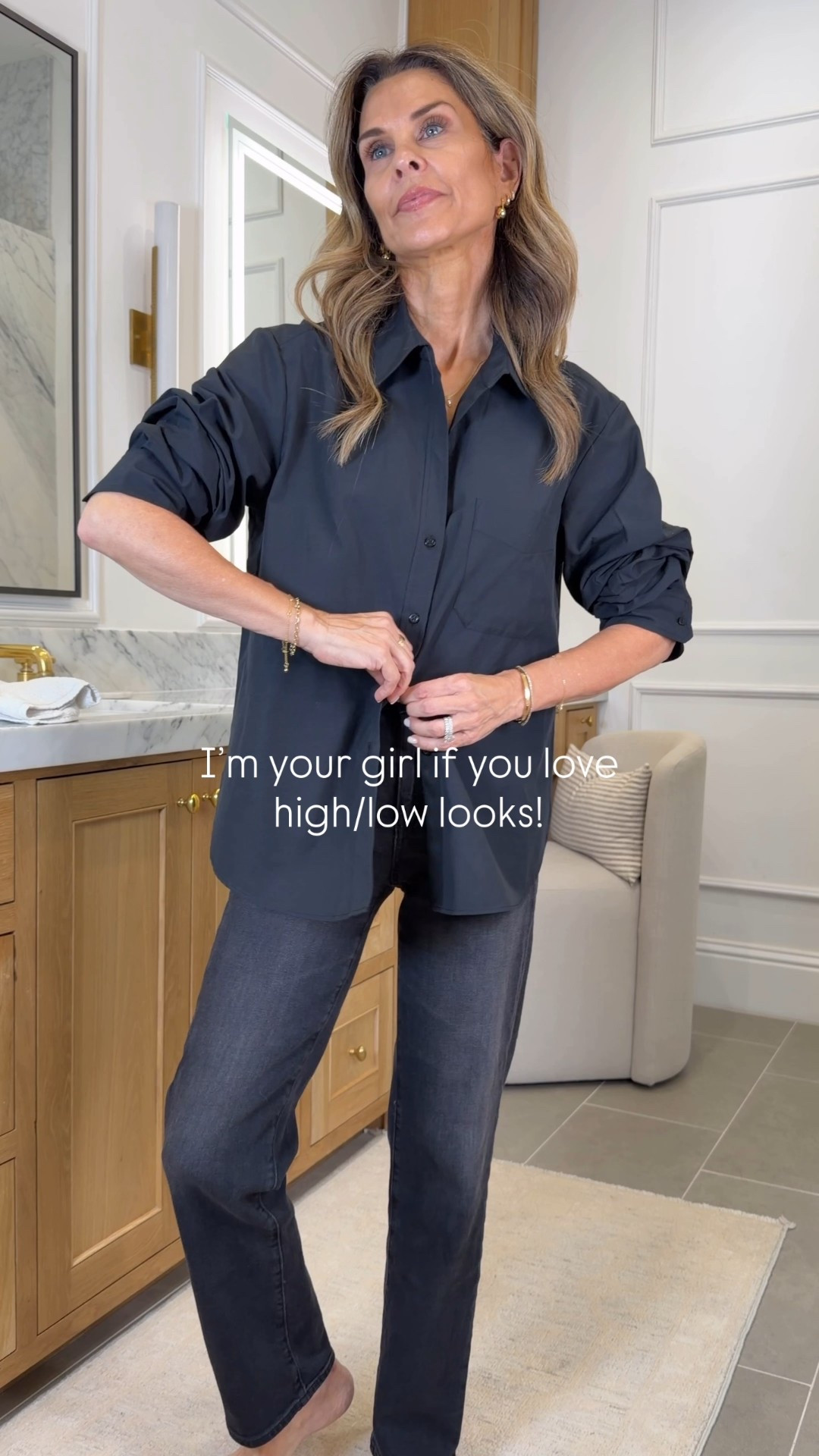 I’m 5’6’’.
-Brochu Walker Pia button down. Sz XS 
-Target Sherpa Jacket size XS
-AG Brinley jeans TTS
-Boots TTS on sale 
-Suede bag is so cute! On sale 

#LTKSeasonal #LTKOver40