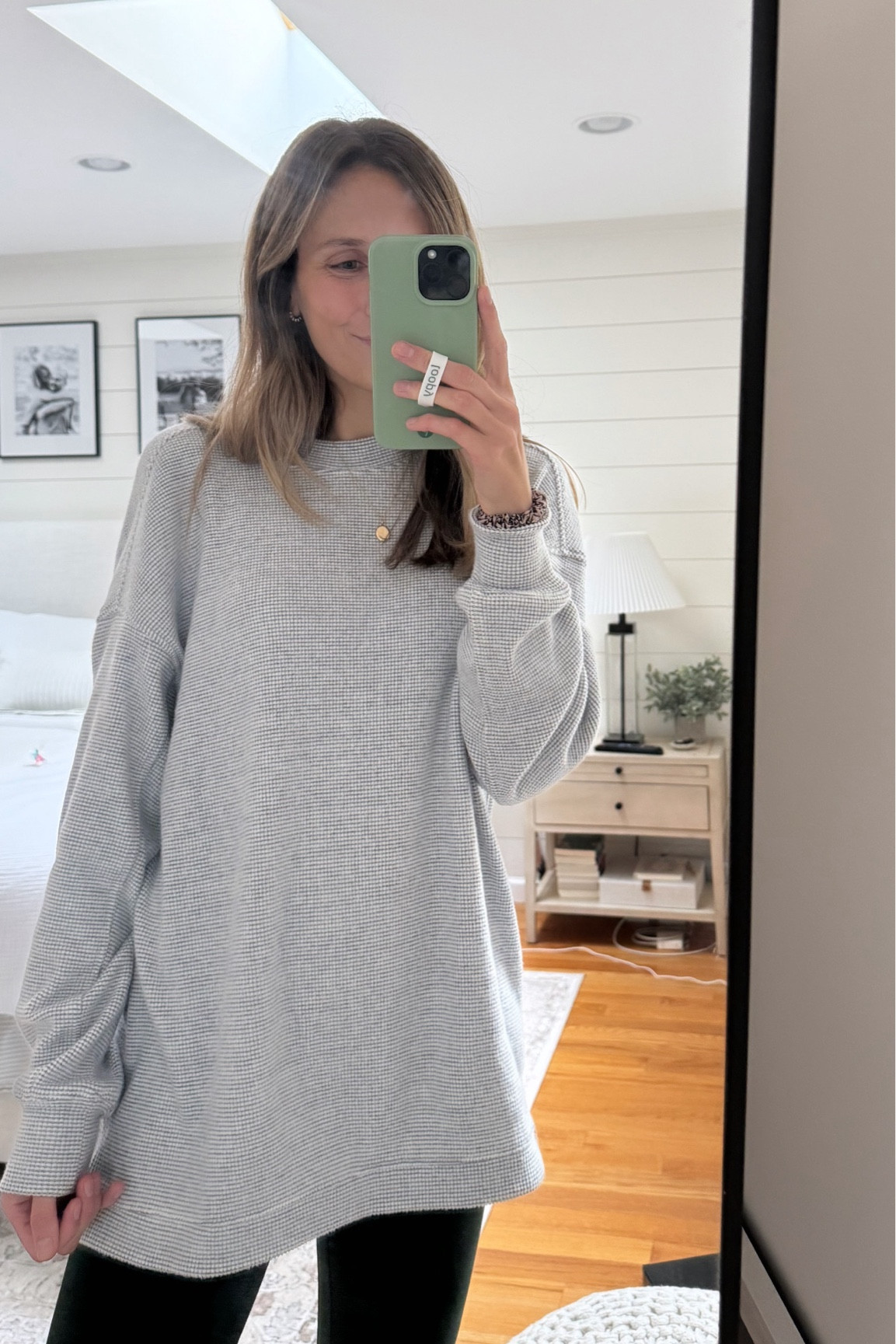 Softest oversized top for fall/winter 🤍
Wearing size small here!

Mom outfits// mom tops// clothes for falll

#LTKStyleTip #LTKHoliday #LTKFamily