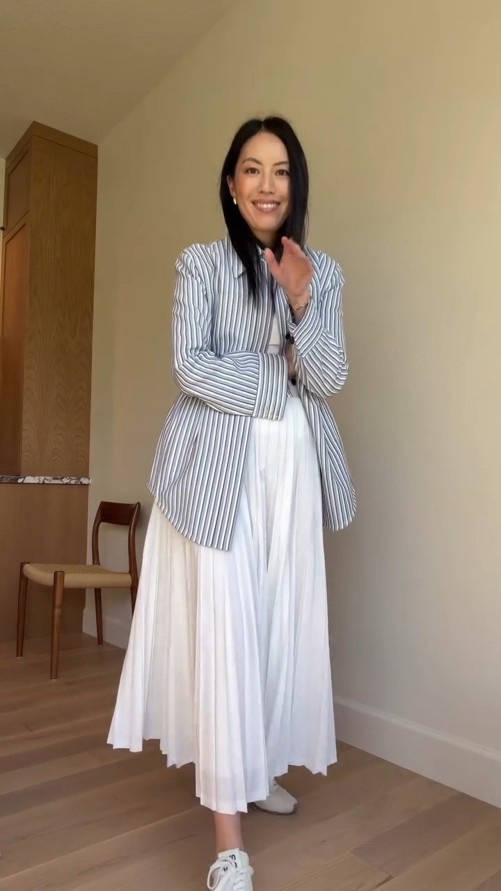 Shop the look here. 

#summeroutfit
#longskirt
#midiskirt
#pleatedskirt
#springoutfit

#LTKdayinmylife #LTKSeasonal #LTKootd