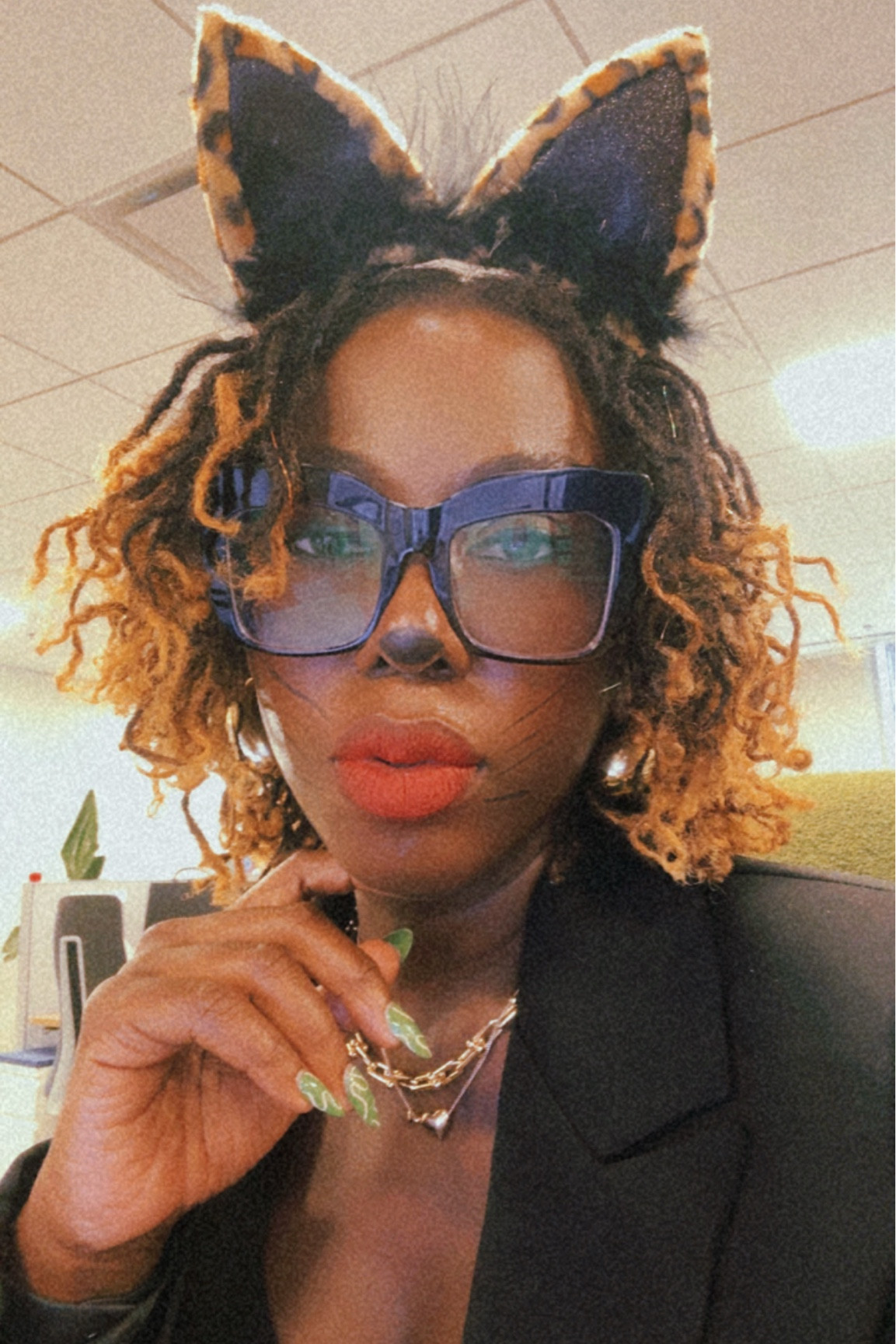 👓✨ Seeing the world in style with my @zeelool glasses! Loving how they add that perfect pop to any outfit. If you’re looking for frames that stand out, check my Like to Know It for this pair and more #zeeloolstyles! #liketoknowit #eyewearfashion #glassesstyle

#LTKHoliday