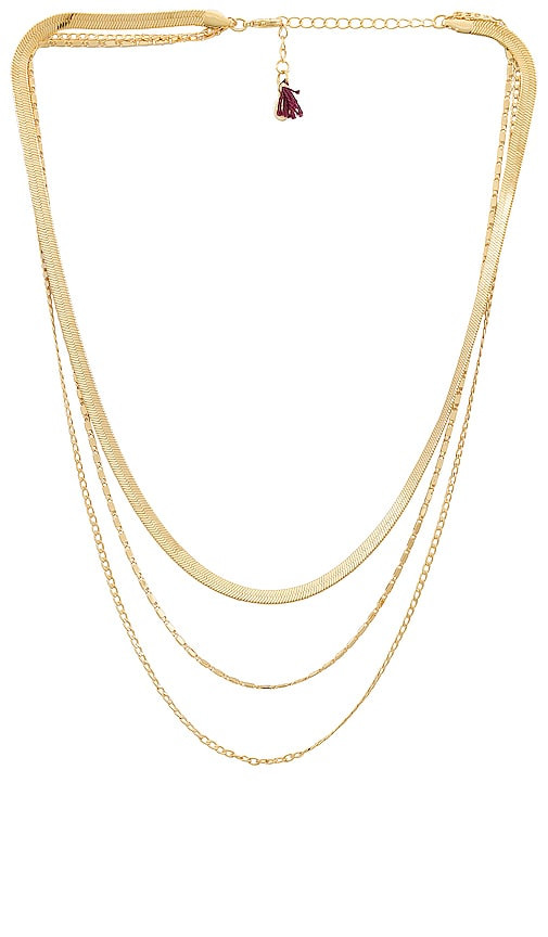 SHASHI Mikaela Necklace in Metallic Gold. | Revolve Clothing (Global)