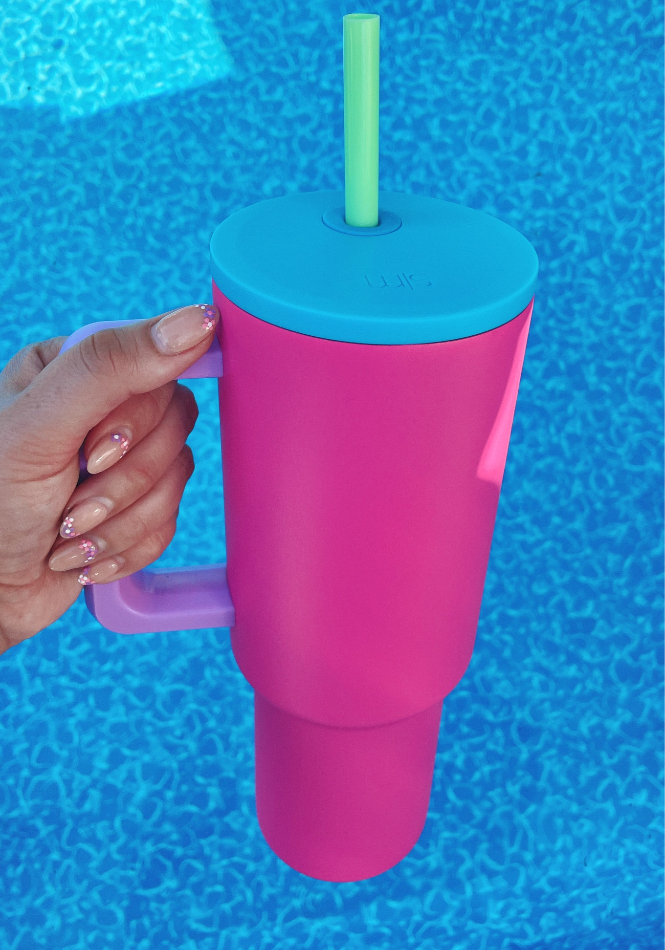 Can’t get enough of these tumblers💙

#summer #tumbler #travelcup #simplemodern #target #amazon 

#LTKxPrimeDay #LTKhome #LTKunder50