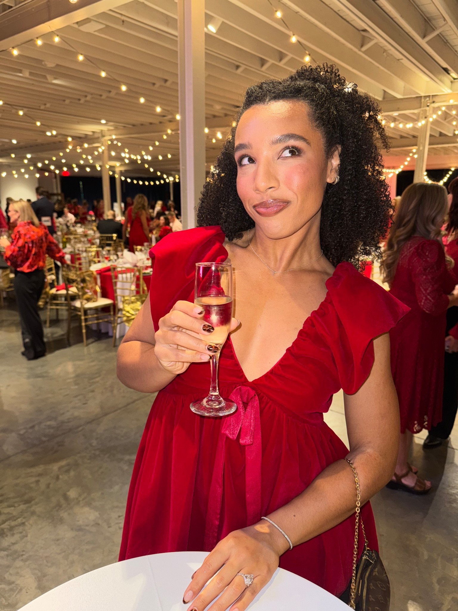 Love this Red dress for the holidays 

#LTKStyleTip #LTKCyberWeek #LTKGiftGuide