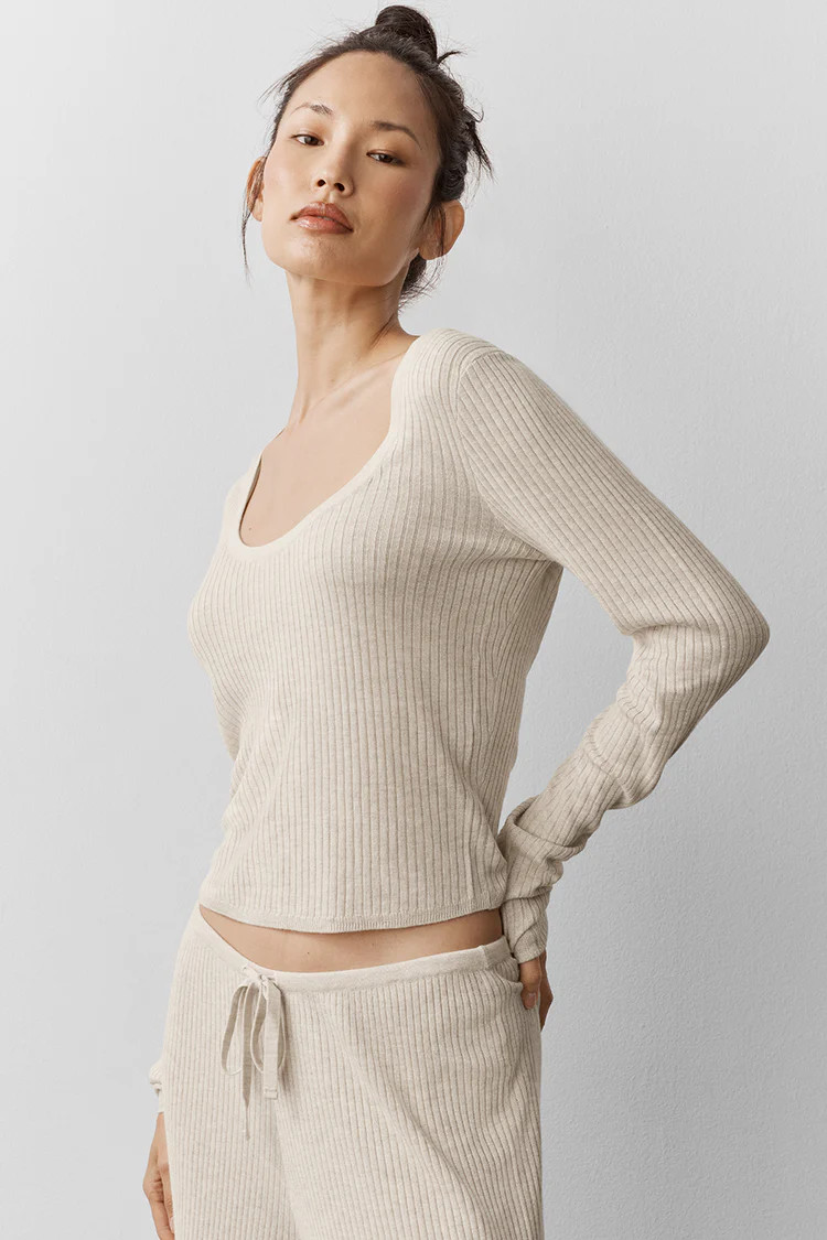 Sweater Knit Unwind Long Sleeve | Alo Yoga (US)