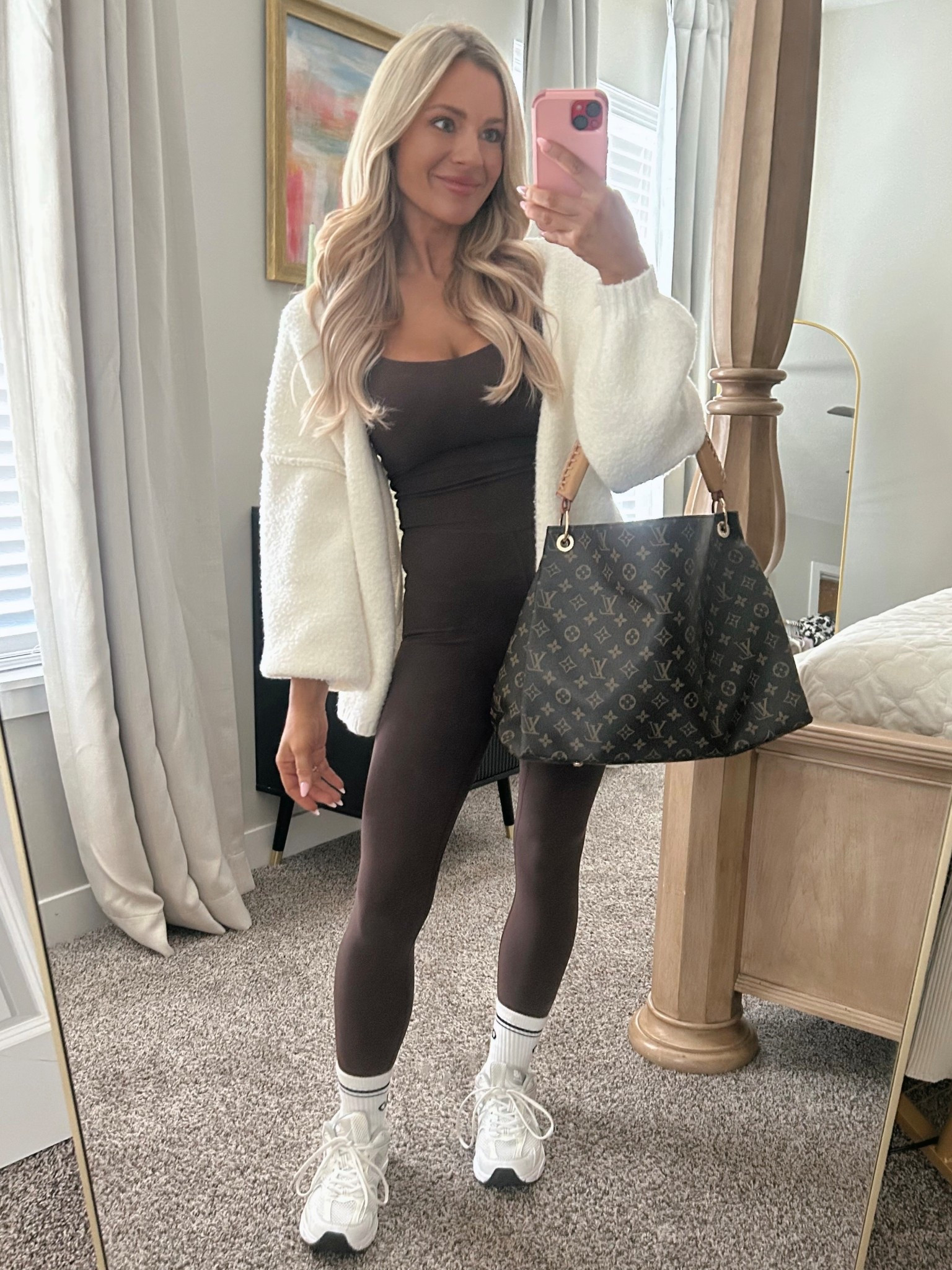 so cozy 🤎☁️

#LTKFindsUnder50 #LTKSeasonal #LTKActive