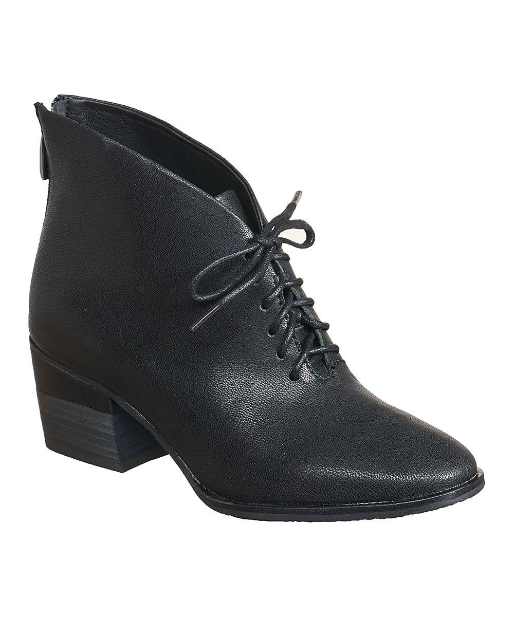Antelope Women's Casual boots Black - Black Leather Lace-Up Bootie - Women | Zulily
