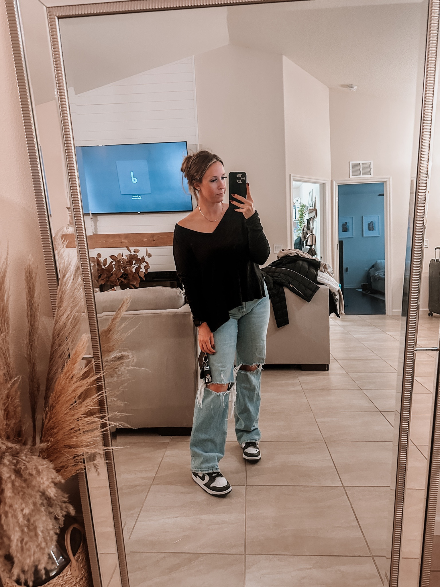 Quick Casual outfit featuring my favorite jeans from Abercrombie. PLUS just saw Nike restocked the Panda Dunk Lows! HURRY before they sell out again!

Abercrombie | Abercrombie and Fitch | Nike | Dunks | Panda Dunks | Dunk Low | Jeans | Casual Fashion | Sale | Wallet keychain | Winter Fashion 



#LTKfindsunder100 #LTKstyletip #LTKSeasonal