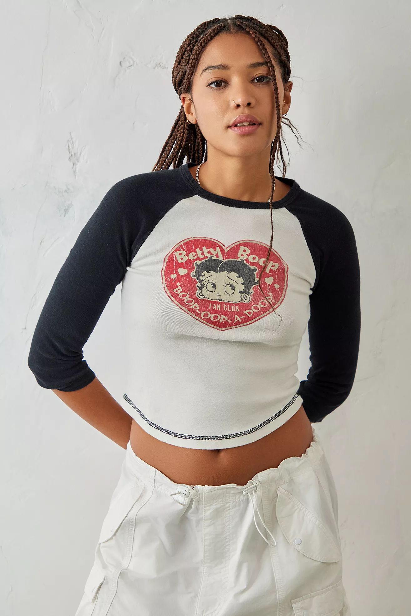 UO Heart Betty Boop Raglan T-Shirt | Urban Outfitters (EU)